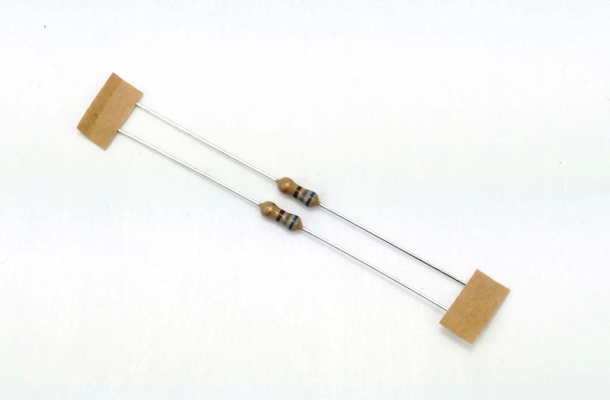 GM380 OO Scale Zebra Crossing Set - Image 4