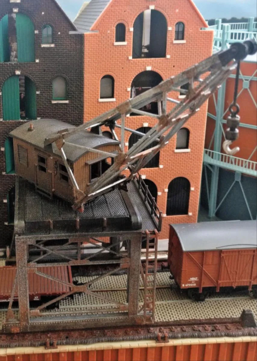 GM433 Fordhampton Dockside Crane Kit - Image 2