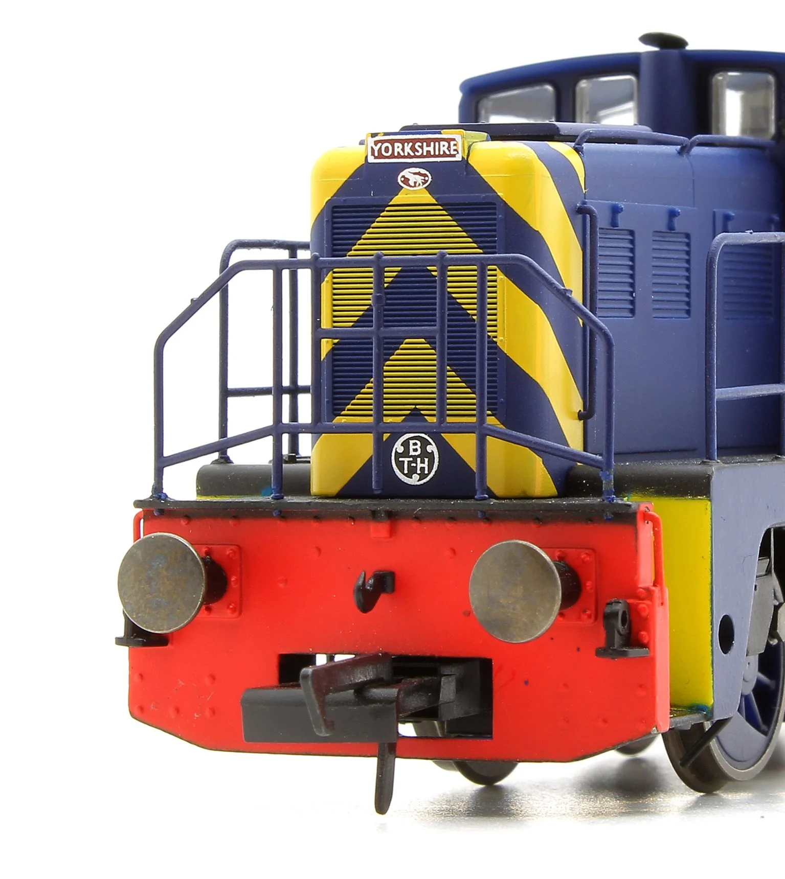 GV2015 YEC Janus 0-6-0DE Port of London No.201 Diesel Locomotive - Image 4