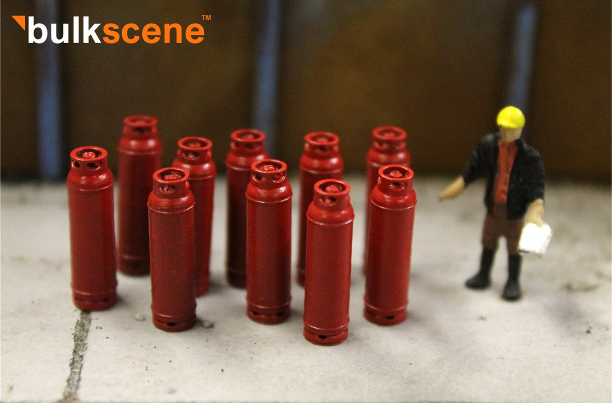 BS8027 Tall Gas Bottles - UNPAINTED - Pack of 10 - Image 3
