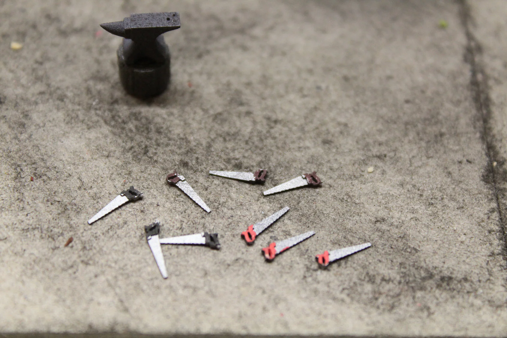 BS8035 Anvil and Hammers - UNPAINTED - Workshop Tools - Image 6