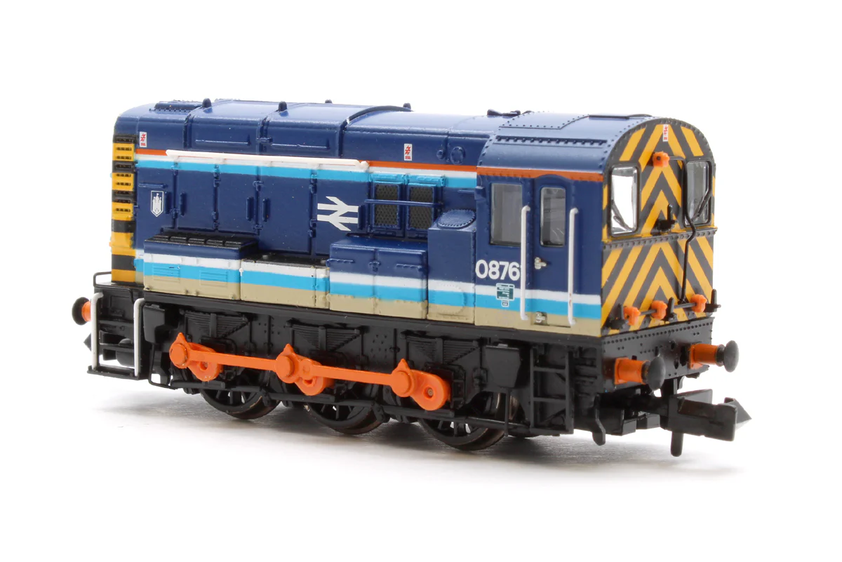 371-017RJSF Class 08 08761 BR Provincial Diesel Locomotive - DCC Sound - Image 2