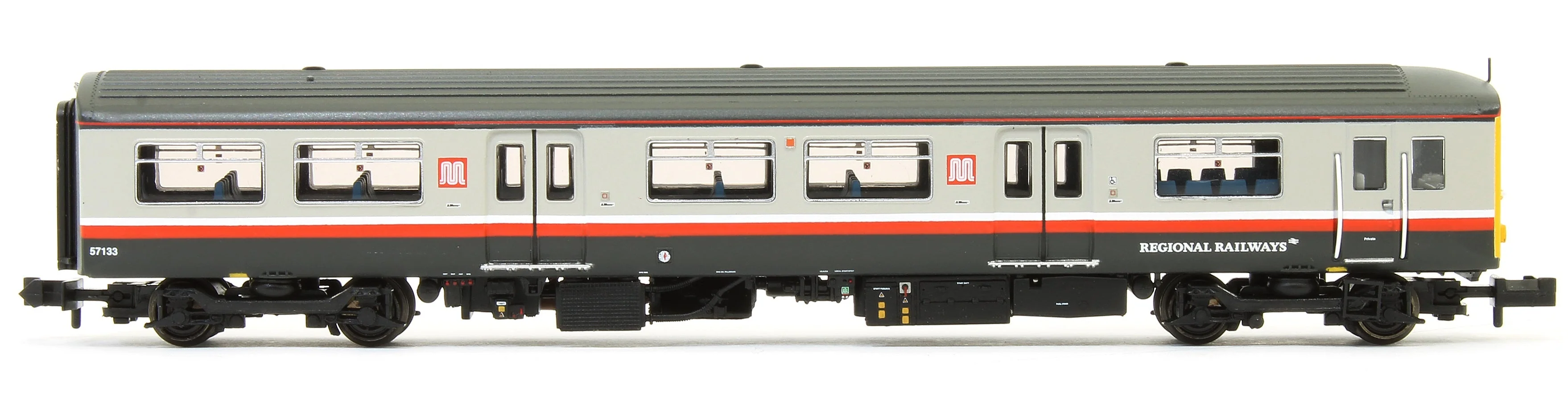 371-336SF Pre-Owned Class 150/1 2-Car DMU 150133 BR GMPTE (Regional Railways) DCC Sound - Image 4