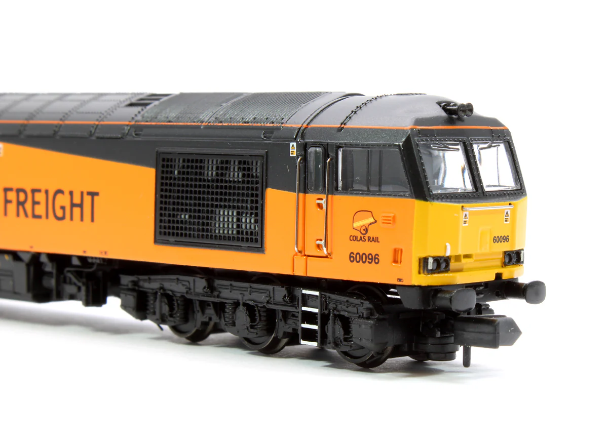 371-358ASF Class 60 60096 Colas Rail Freight Diesel Locomotive - DCC Sound - Image 7