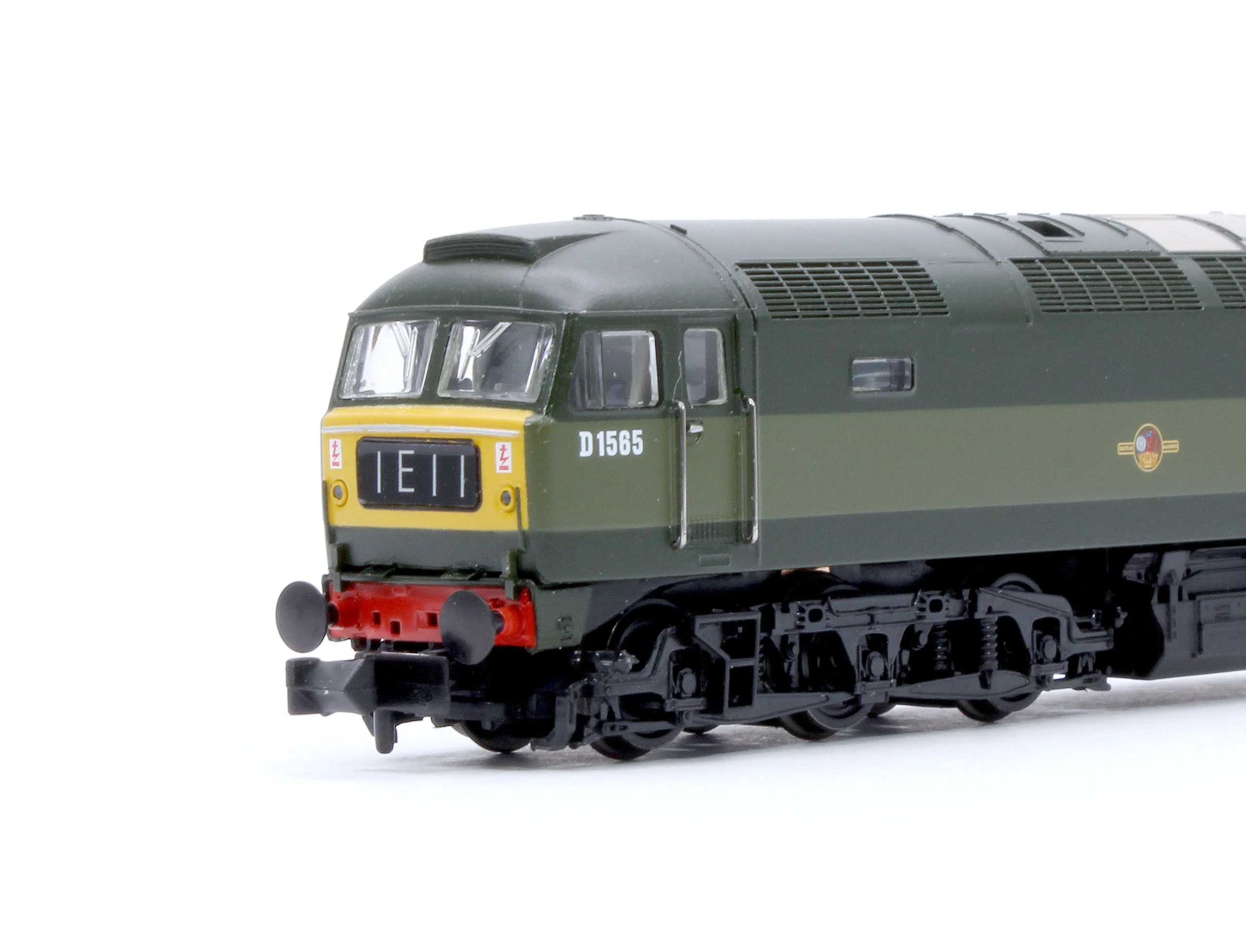 371-825DSF Class 47/0 D1565 BR Green (Small Yellow Panels) Diesel Locomotive - DCC Sound - Image 5