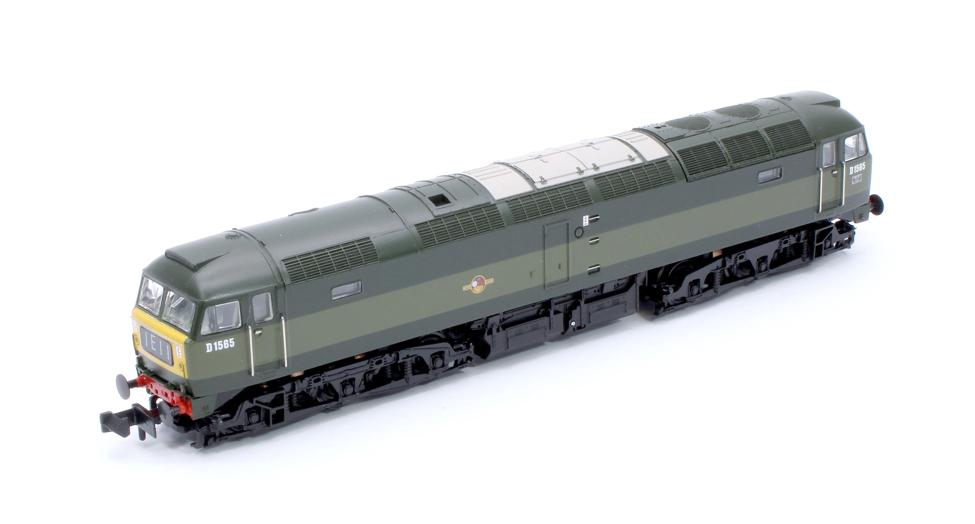 371-825DSF Class 47/0 D1565 BR Green (Small Yellow Panels) Diesel Locomotive - DCC Sound - Image 7