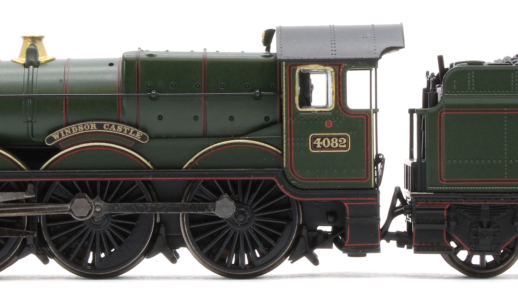 372-035 GWR 4073 'Castle' 4082 'Windsor Castle' GWR Lined Green (Shirtbutton) Steam Locomotive - Image 9