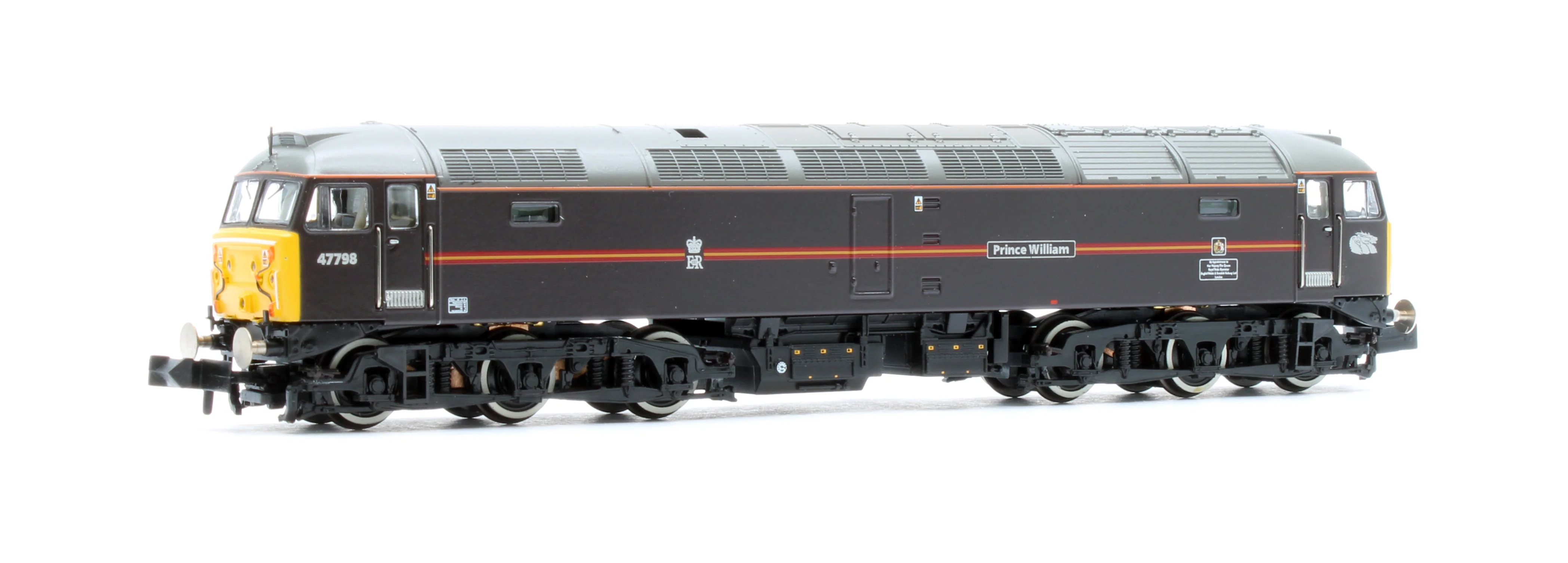372-262NRMSF Class 47/7 47798 'Prince William' EWS Royal Claret (Locomotion Models Exclusive) Diesel Locomotive - DCC Sound - Image 3