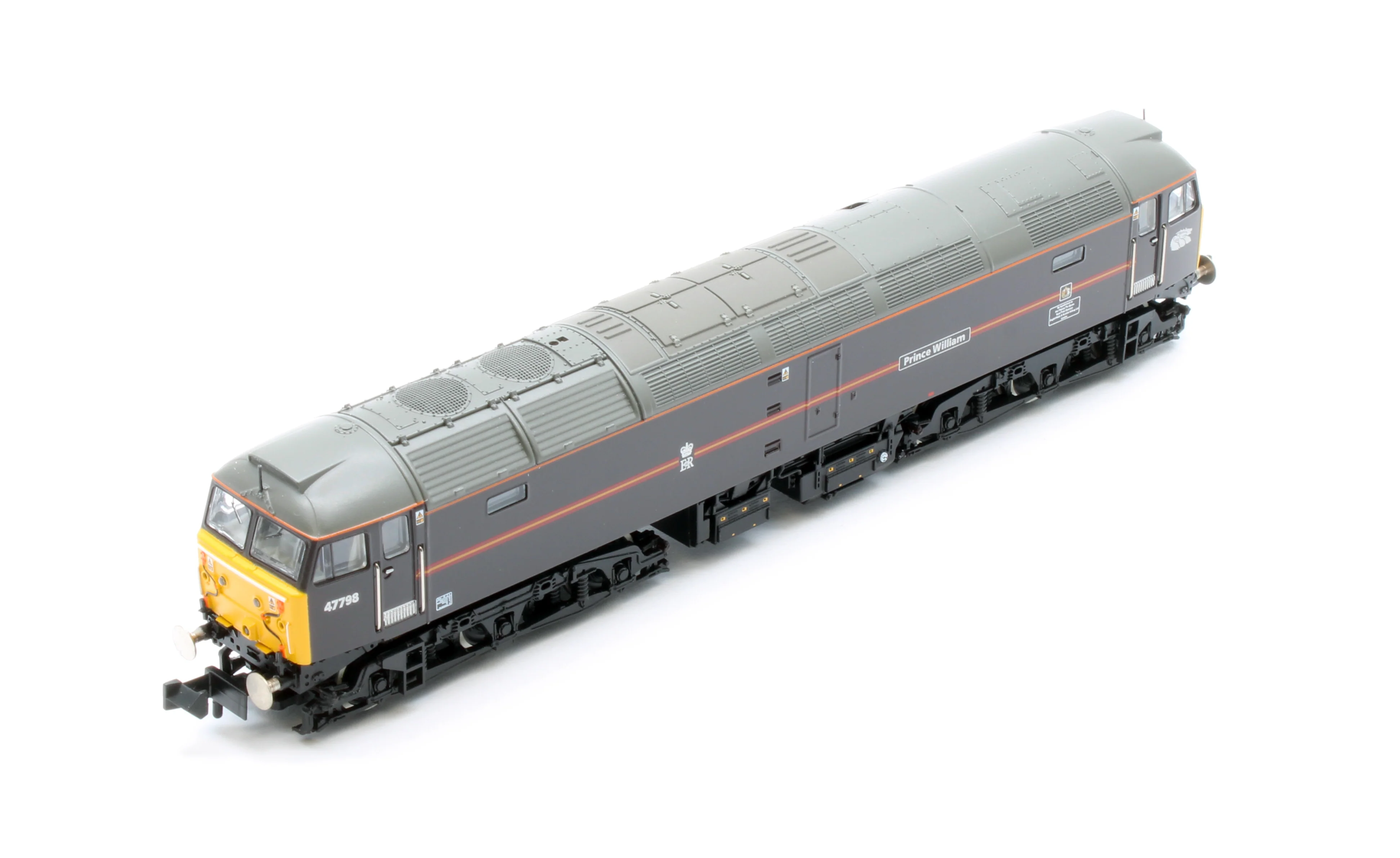 372-262NRMSF Class 47/7 47798 'Prince William' EWS Royal Claret (Locomotion Models Exclusive) Diesel Locomotive - DCC Sound - Image 8