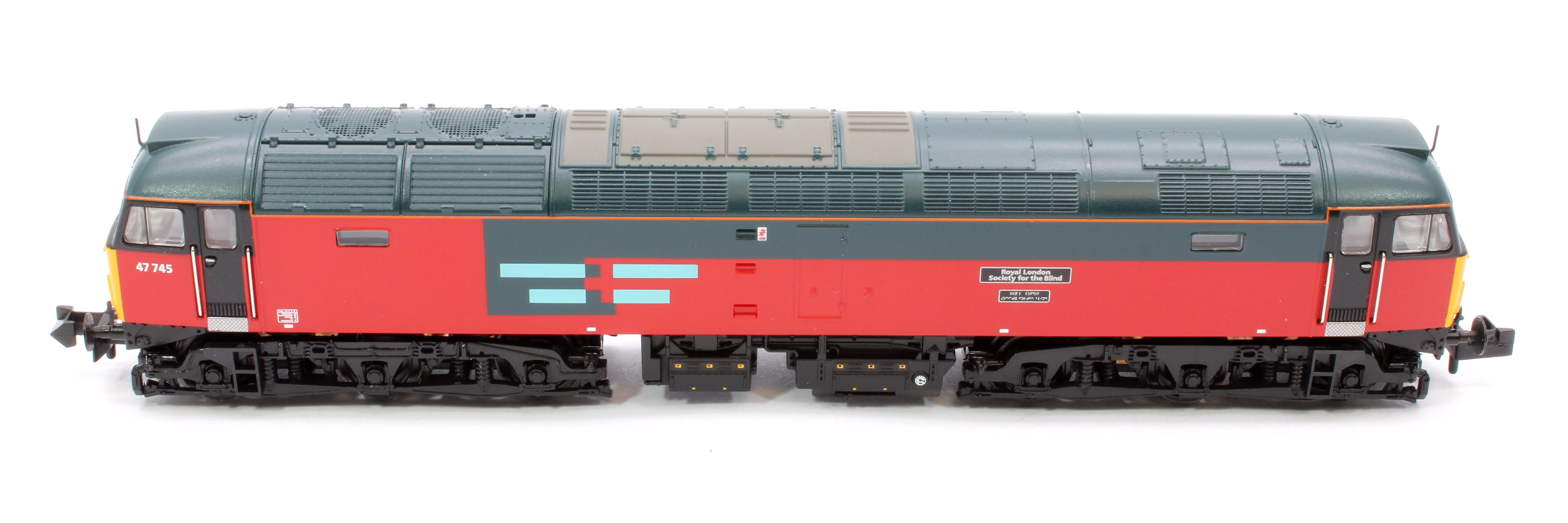 372-262SF Class 47/7 47745 'Royal London Society For The Blind' Rail Express Systems Diesel Locomotive - Sound Fitted - Image 9