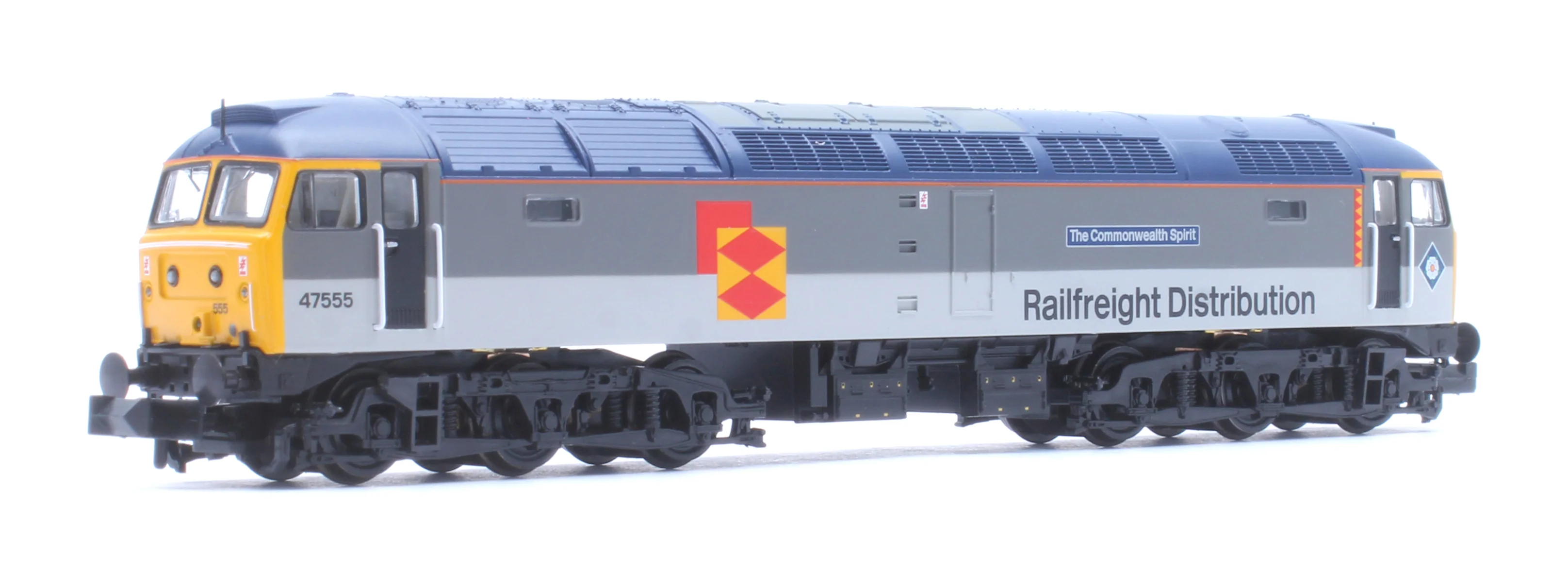 372-263 Class 47/4 47555 'The Commonwealth Spirit' BR RF Distribution European Diesel Locomotive - Image 3