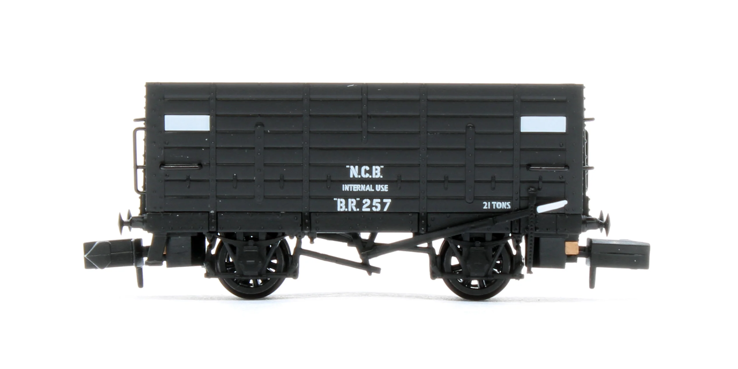 373-378 NER P7 Coal Hopper NCB Black No.B.R.257 - Image 3