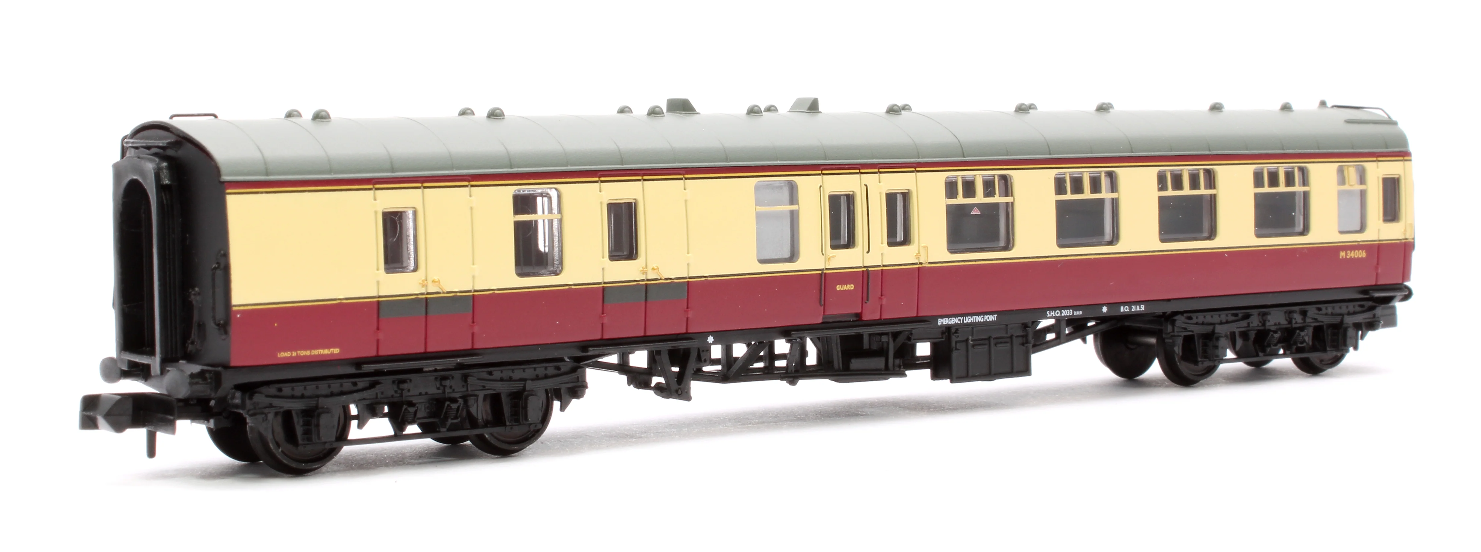 374-185E BR Mk1 BSK Brake Second Corridor BR Crimson & Cream No. M34006