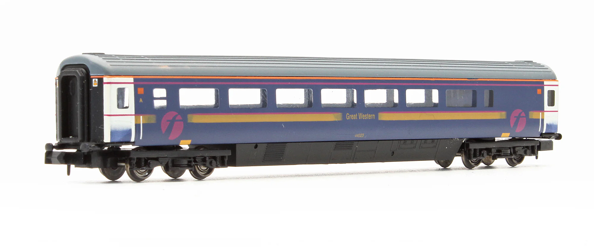 374-401 Pre-Owned MK3 75ft Coach TGS First Great Western '44023' - Image 2