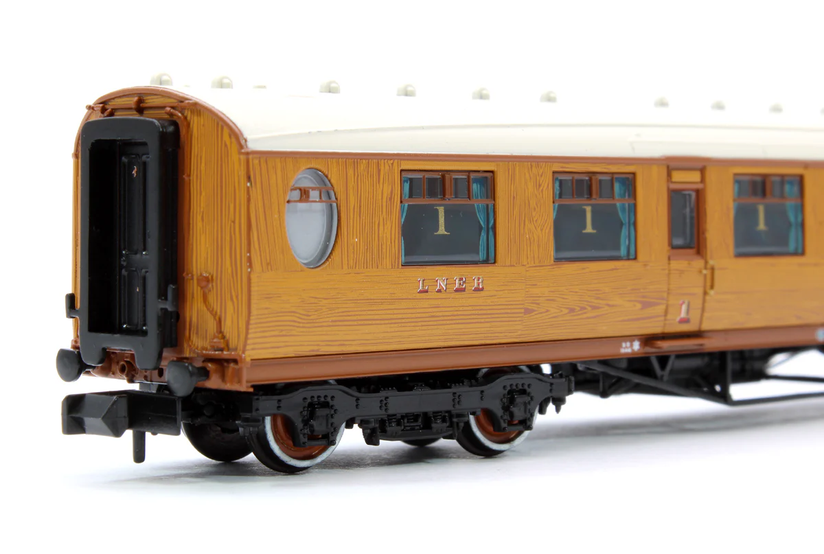 376-200B LNER Thompson First Corridor LNER Teak Effect 141 - Image 4