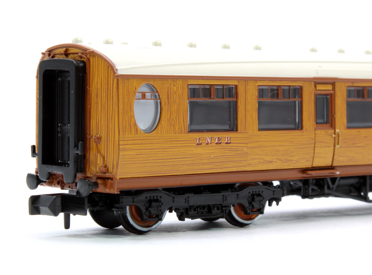 376-250A LNER Thompson Third Corridor LNER Teak Effect 1006 - Image 4