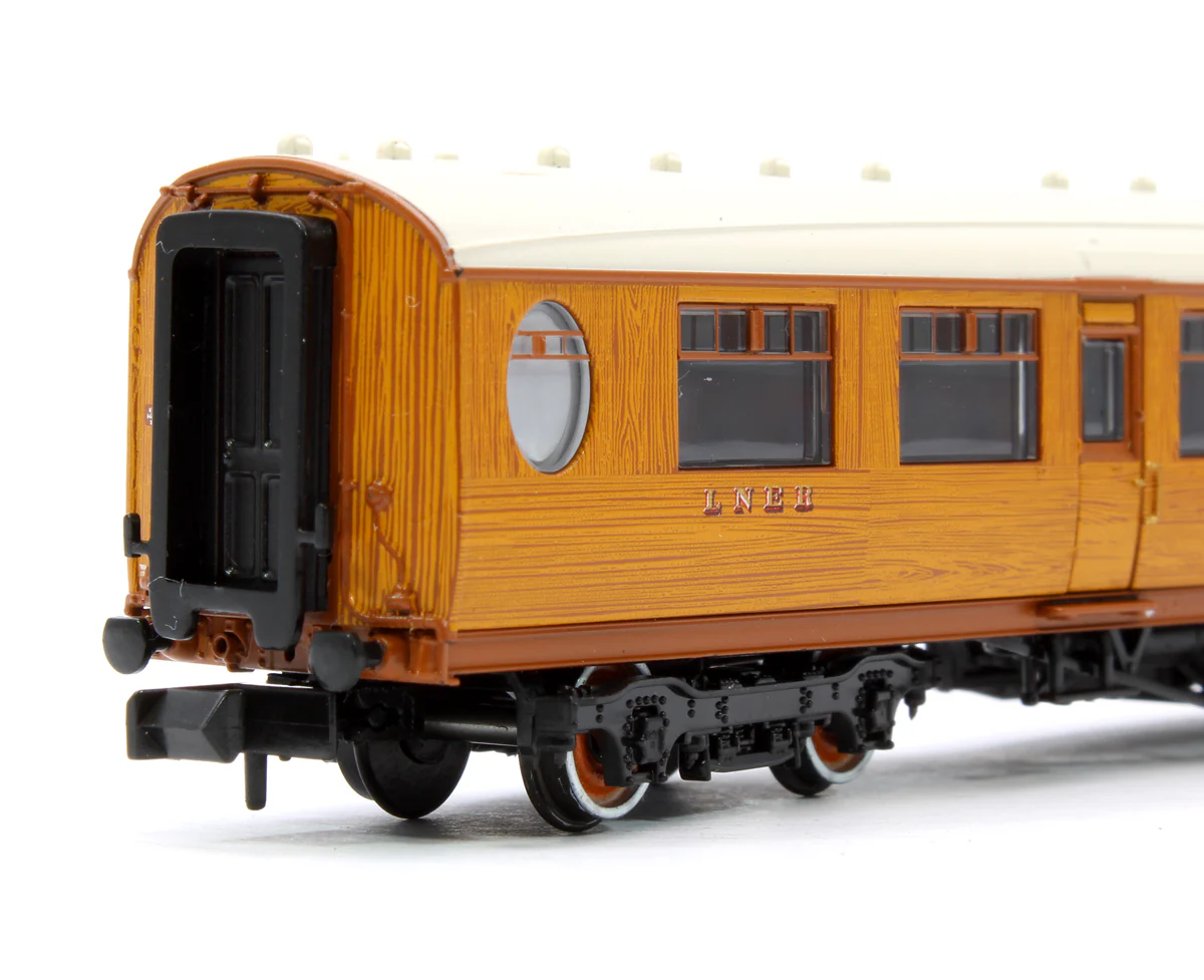 376-250B LNER Thompson Third Corridor LNER Teak Effect 1452 - Image 4