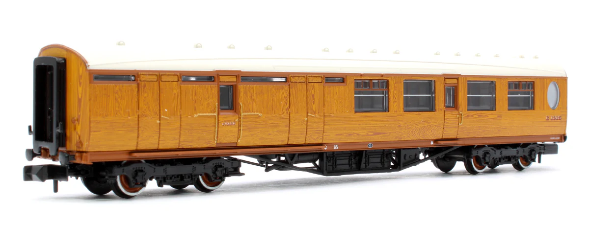 376-275A LNER Thompson Brake Third Corridor LNER Teak Effect E1915