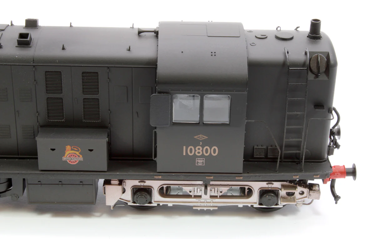 1081 North British Prototype 10800 BR Early Emblem Black with Silver Bogies (SR/LMR Post-1954) Diesel Locomotive - Weathered - Image 9
