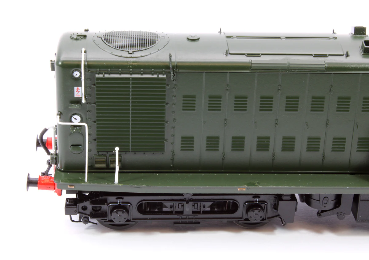 1083 North British Prototype 10800 BR Late Crest Green with Black bogies Diesel Locomotive - Image 8