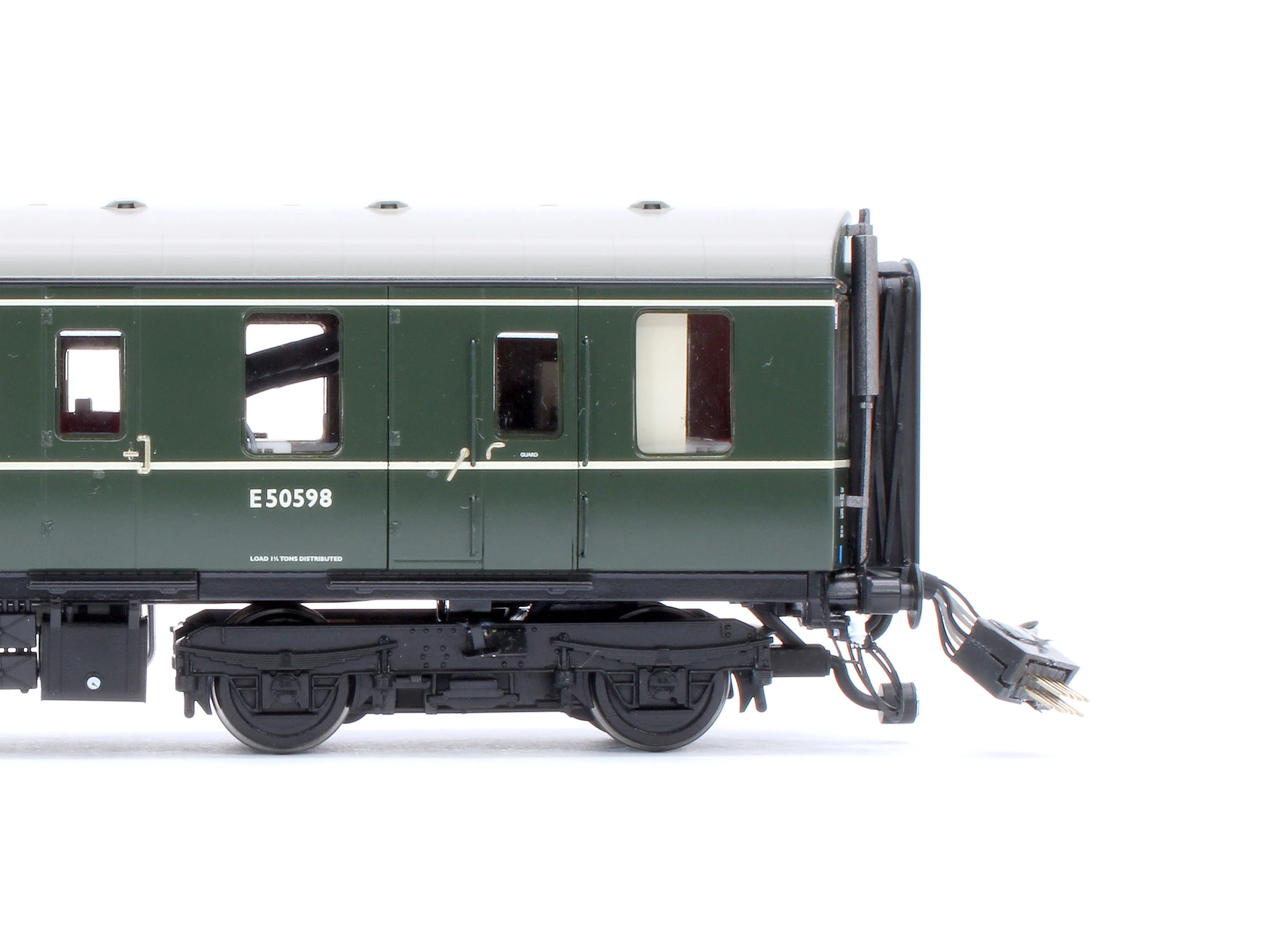 1452 Class 104 2 Car DMU E50598/E56189 BR Green Small Yellow Panels - Image 11