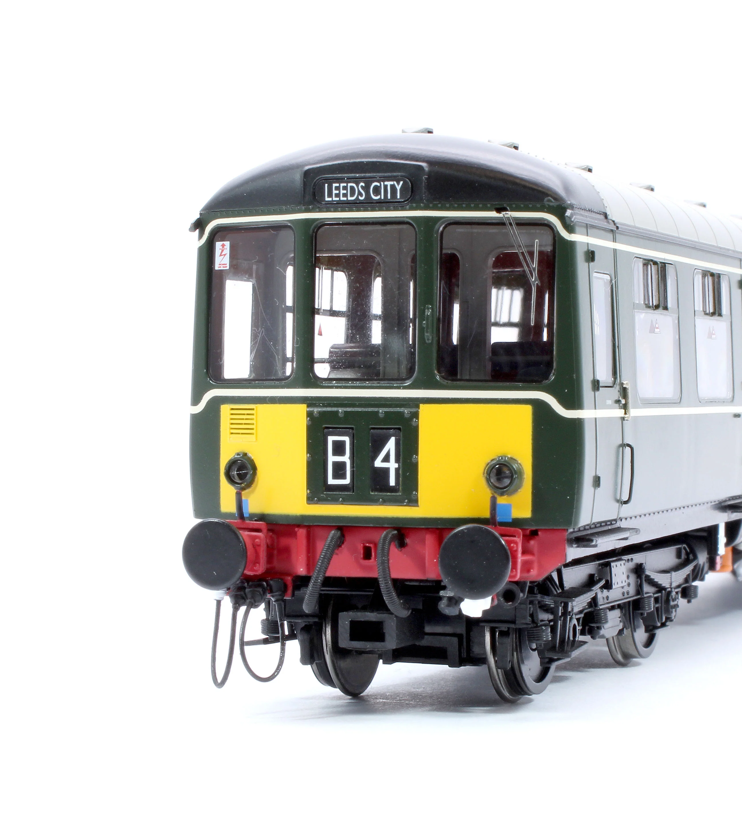 1452 Class 104 2 Car DMU E50598/E56189 BR Green Small Yellow Panels - Image 12