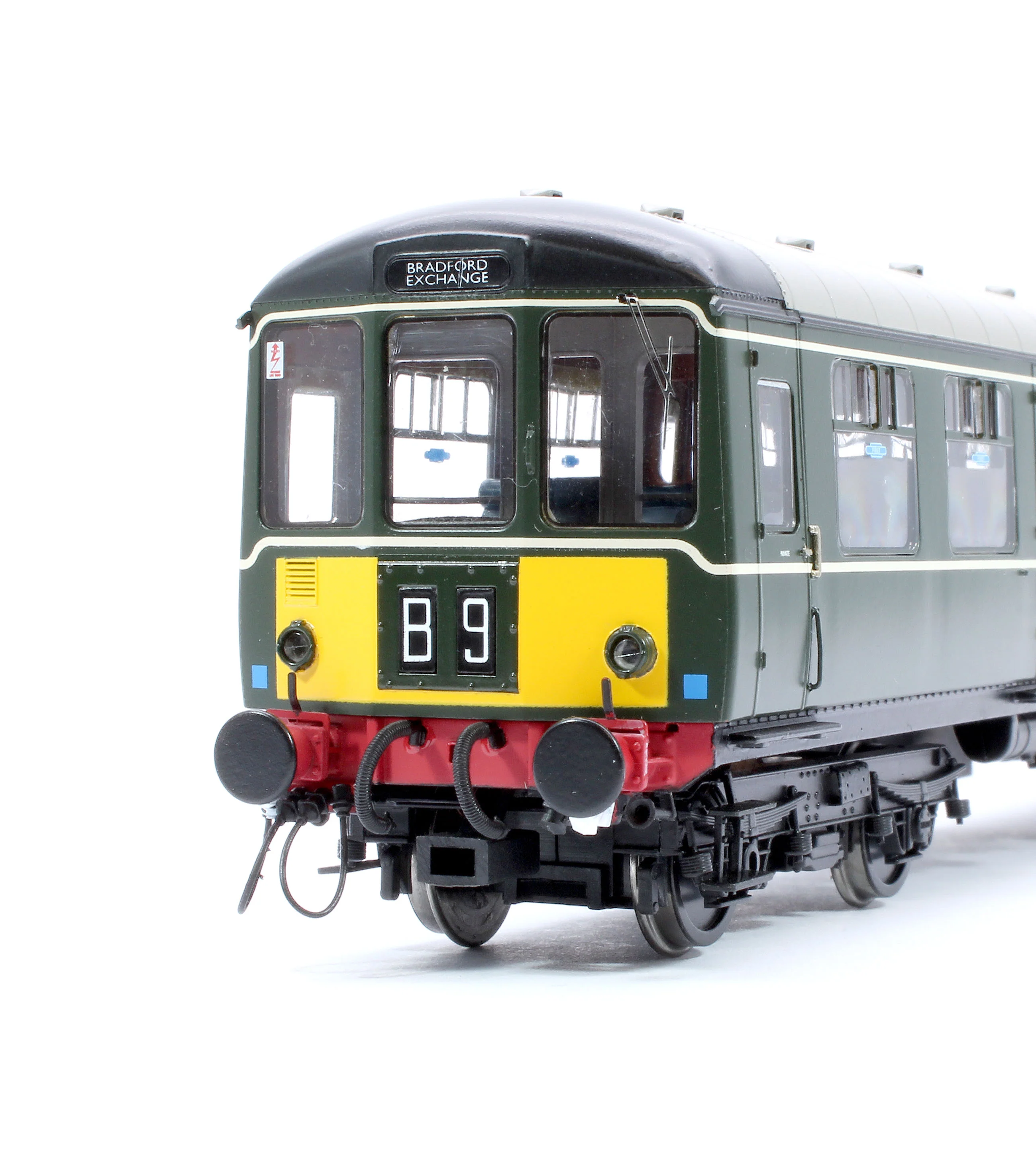 1452 Class 104 2 Car DMU E50598/E56189 BR Green Small Yellow Panels - Image 6