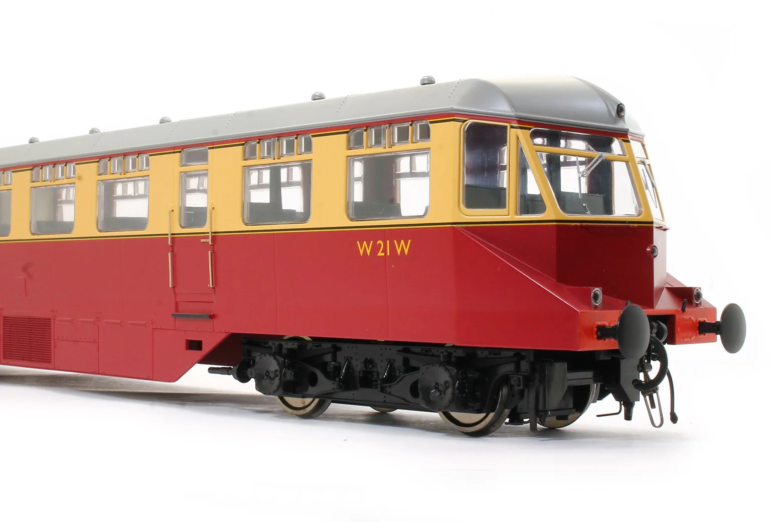 1902 GWR AEC ‘Razor Edge Railcar BR crimson/cream (Dark Grey Roof) No.W21W Diesel Locomotive - Image 4
