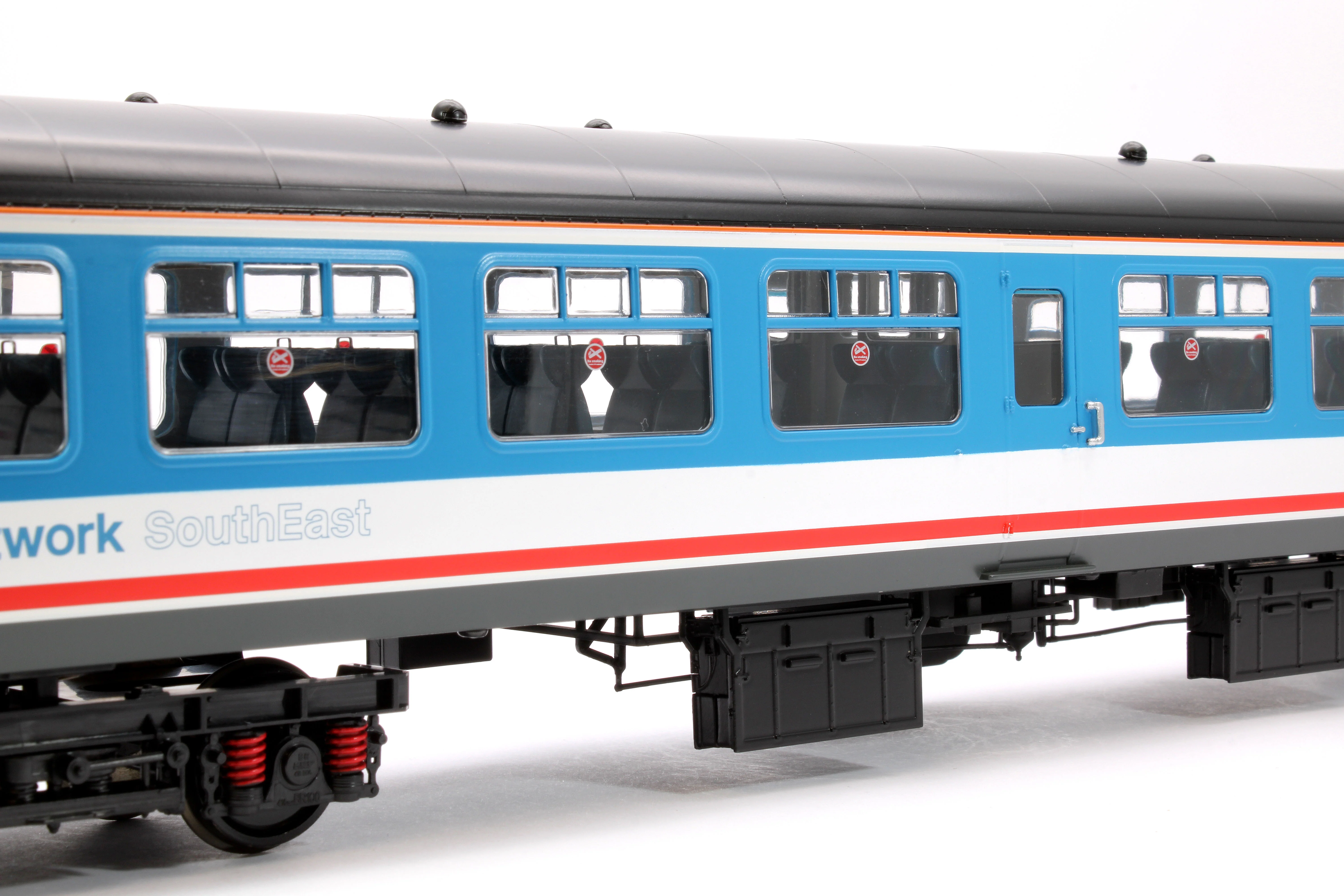 2402 Network SouthEast Mk2 Tourist Second Open (TSO) - Image 3