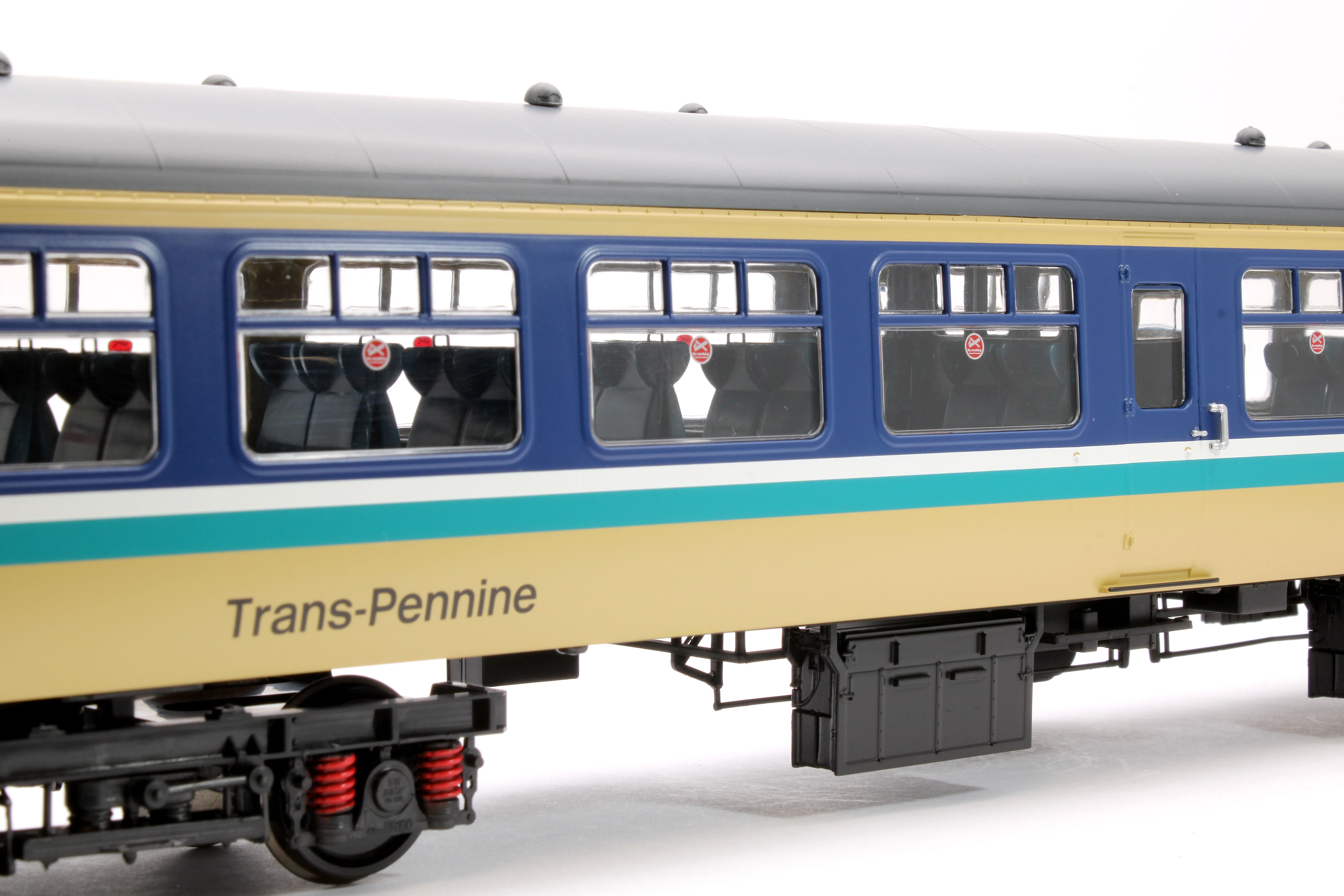 2405 Provincial Trans-Pennine Mk2 Tourist Second Open (TSO) - Image 3