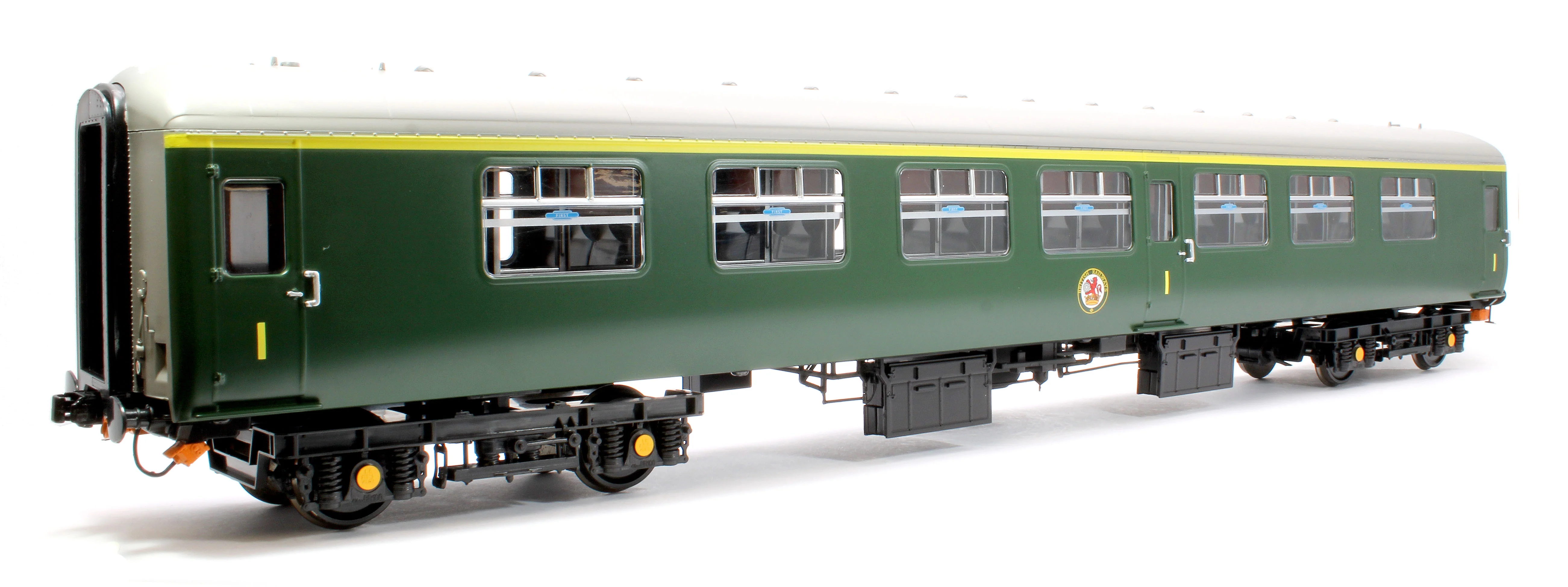 2436 BR(S) Green MK2 First Corridor (FK) Passenger Coach - Image 2
