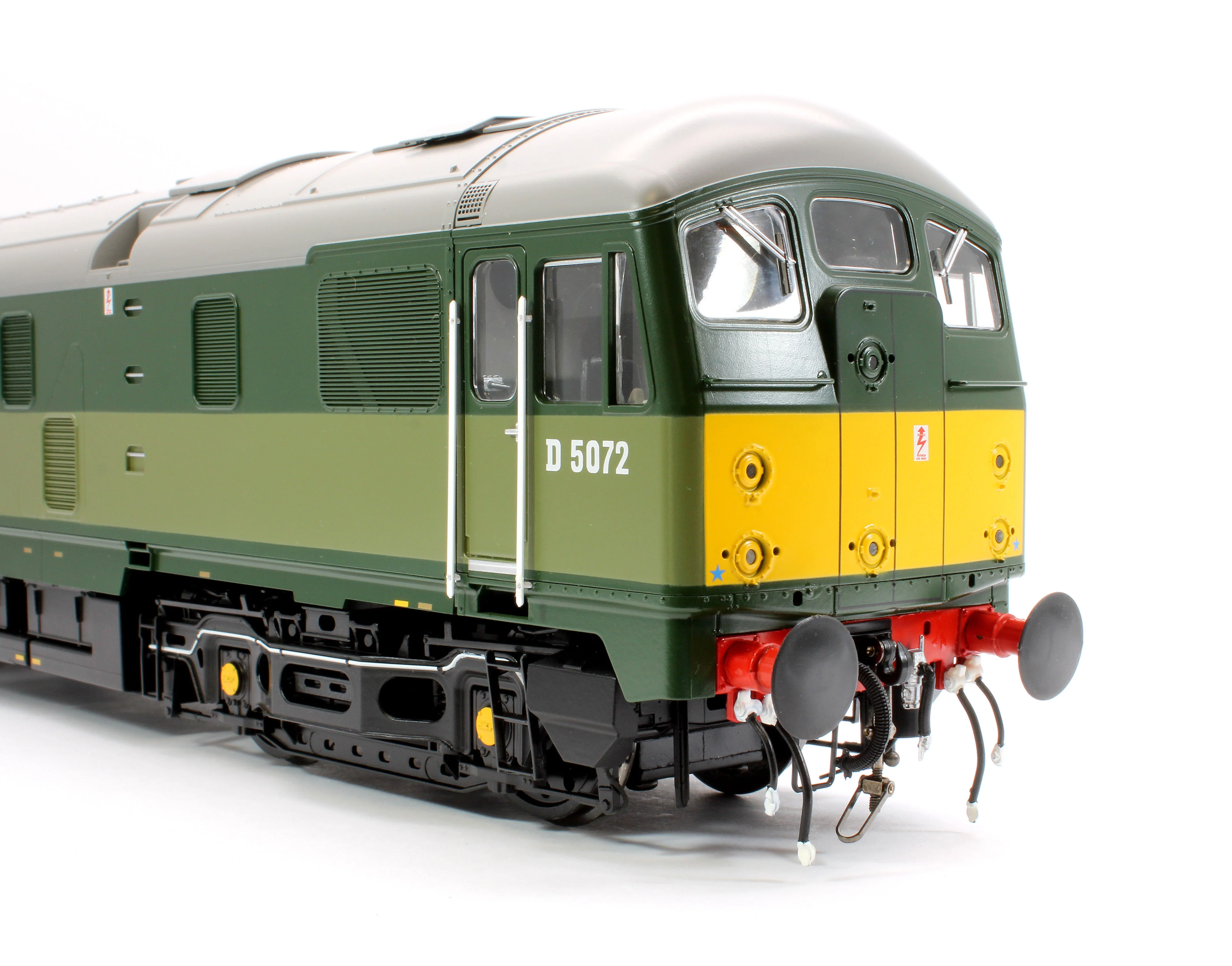 2452 Class 24/0 BR Two-Tone Green D5072 (Small Yellow Panels) Diesel Locomotive - Image 9