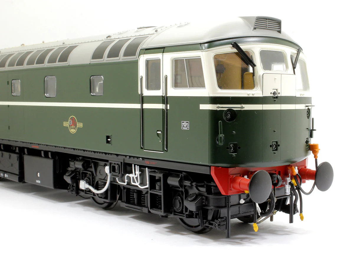Pre-Owned 2675 Class 26 BR Green (Unnumbered) Diesel Locomotive - Image 7