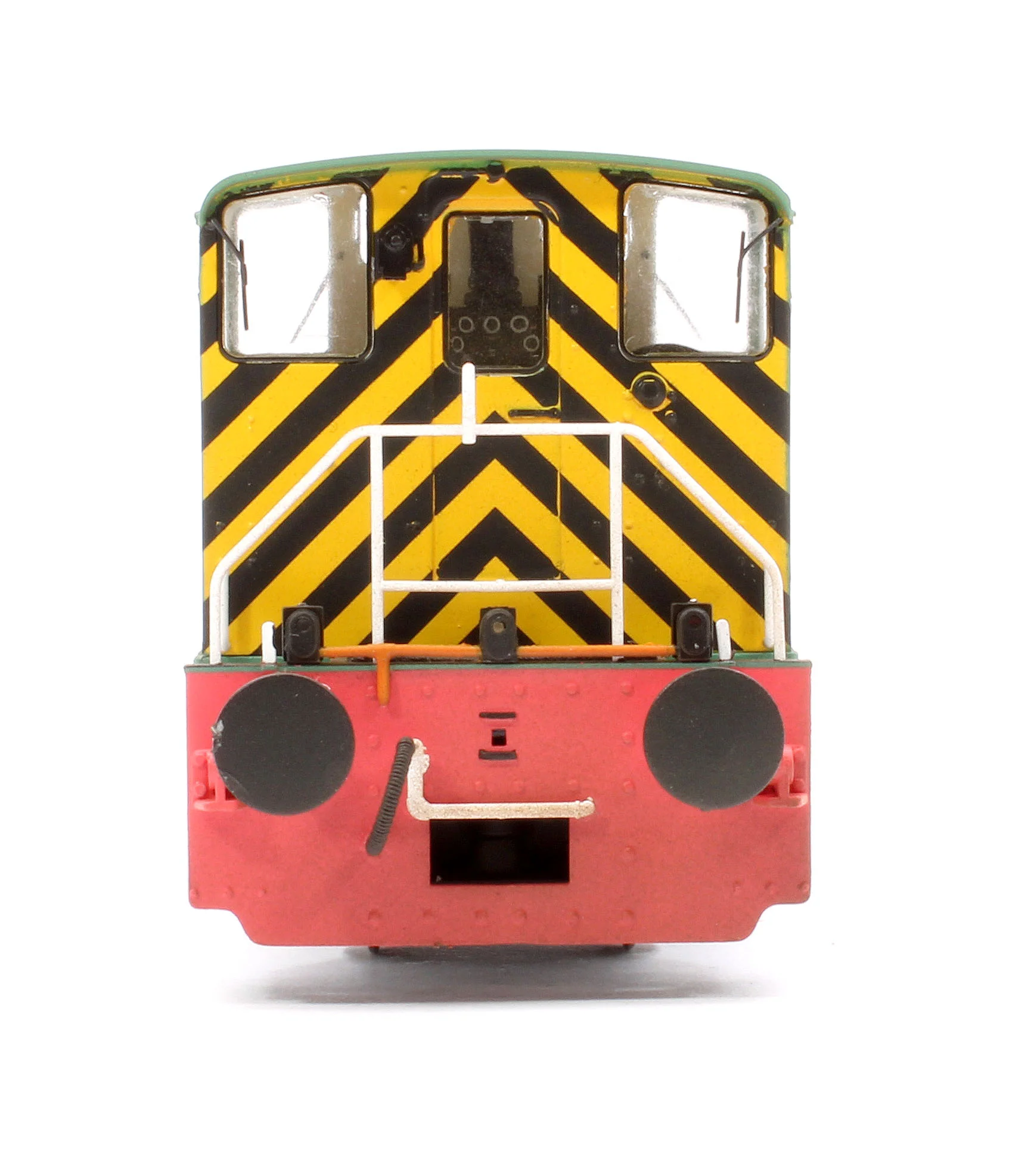 2850 Class 02 'SAM' (ex-D2868) Industrial Plain Green Diesel Locomotive - Weathered - Image 8