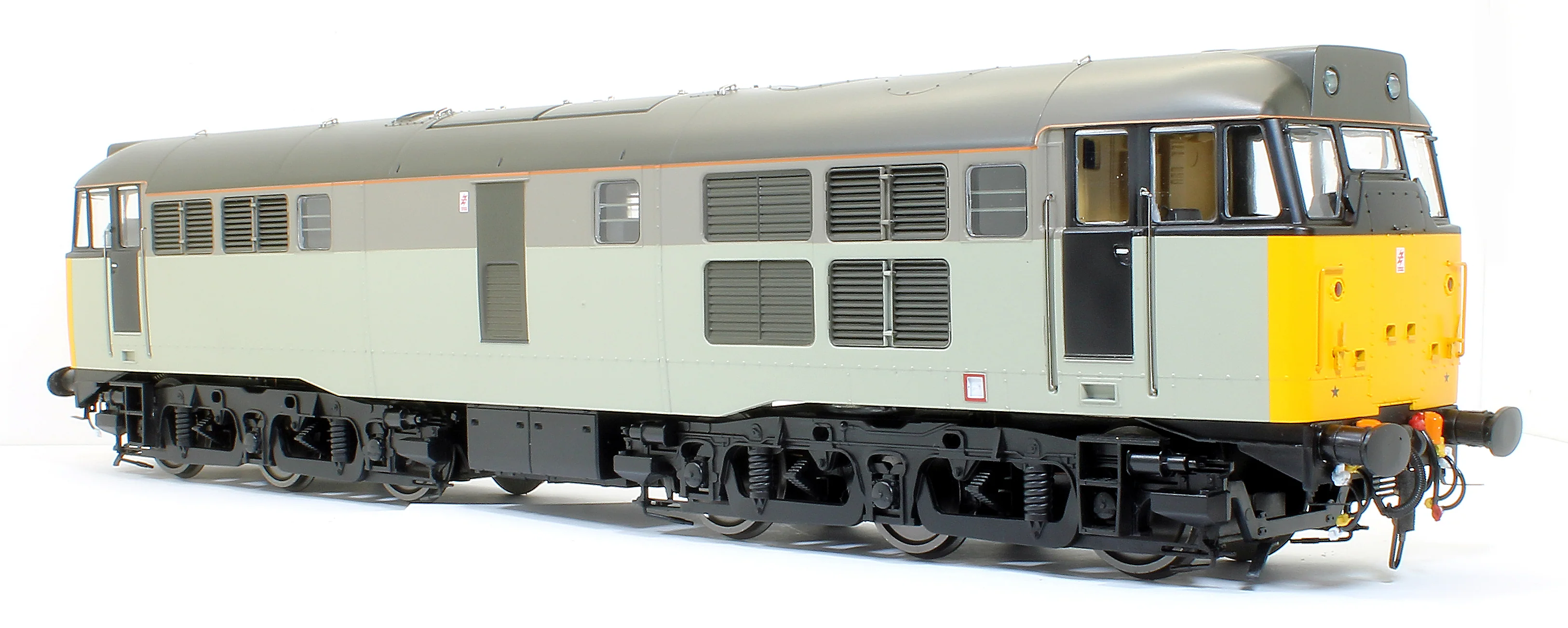 3122 Class 31/1 Railfreight Trainload Freight grey unbranded Diesel Locomotive - Image 3