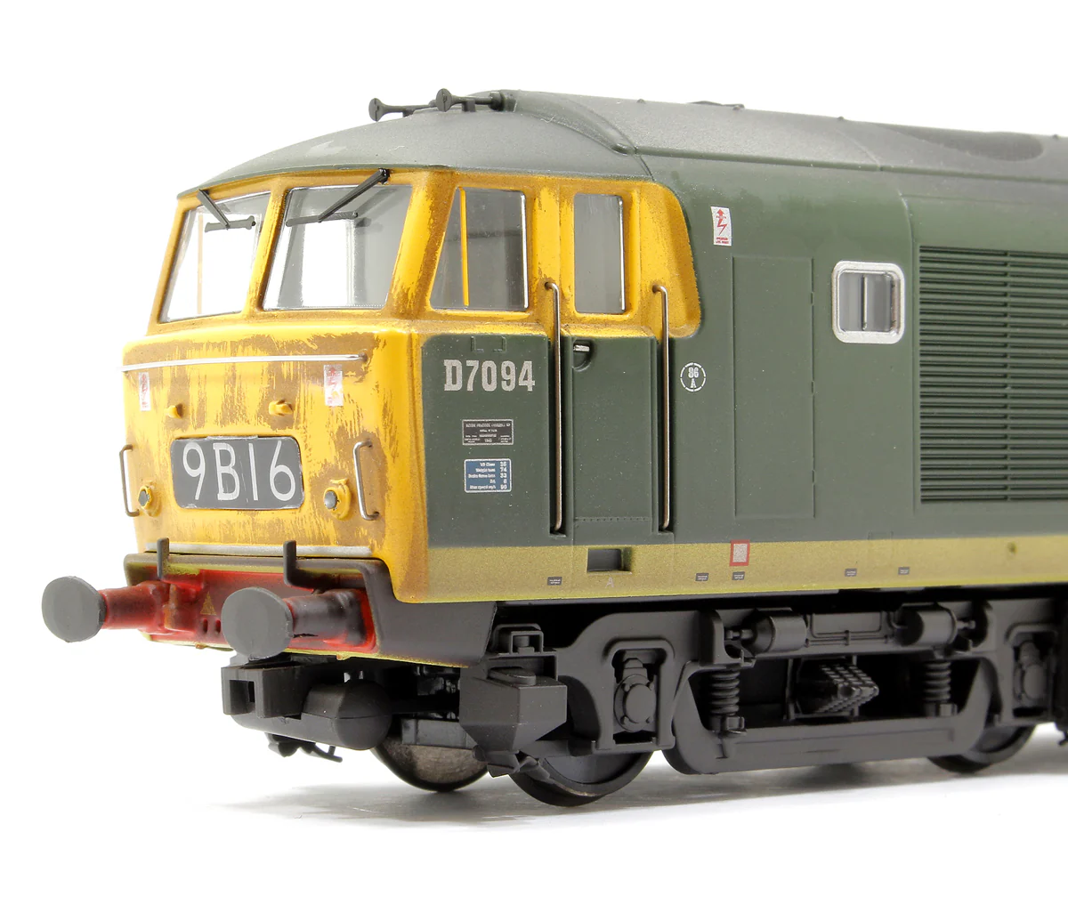 3532 Class 35 BR 'Hymek' BR Green FYE D7094 Diesel Locomotive - Weathered - Image 6