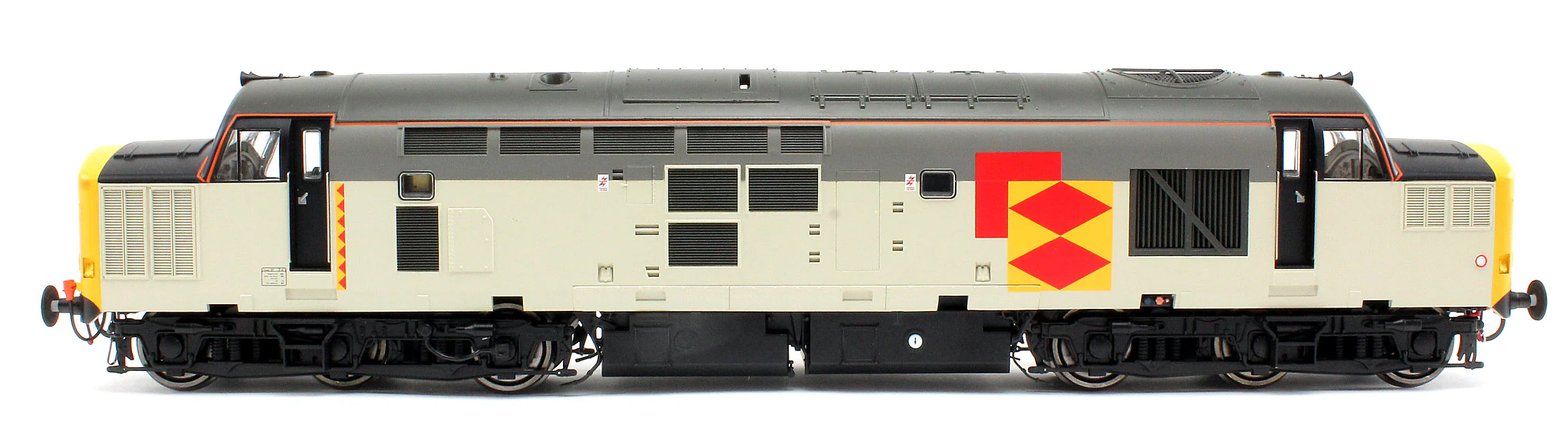 3717 Class 37/0 BR Railfreight Speedlink Sector Unnumbered Diesel Locomotive - Image 2