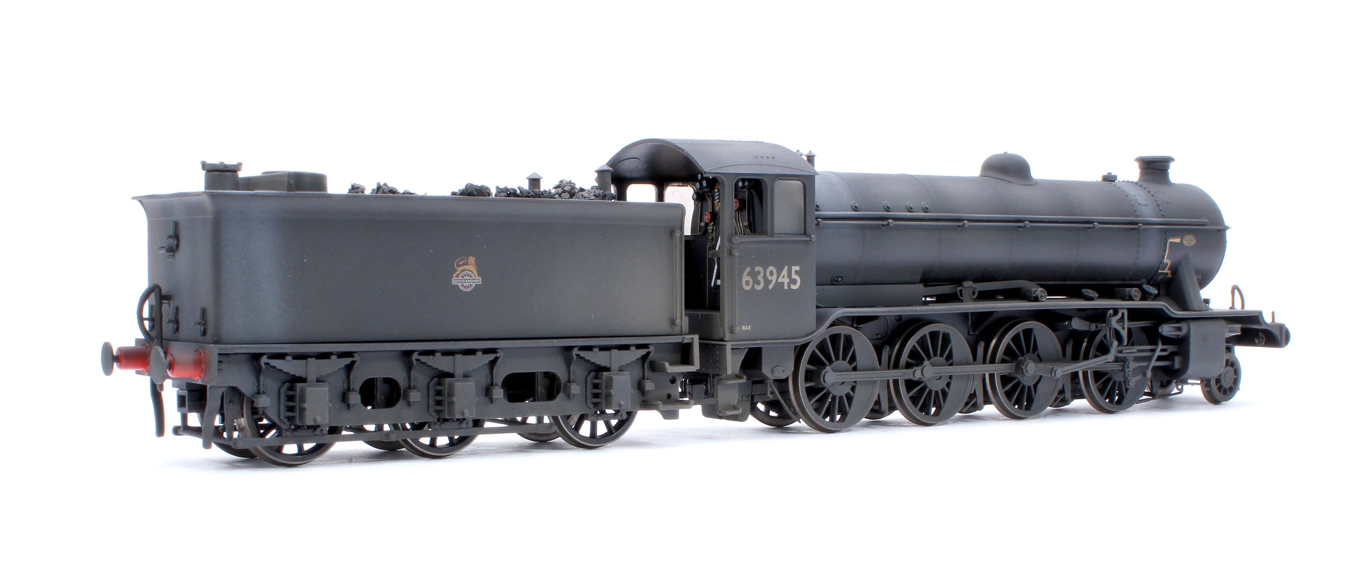 3942W Custom Weathered Class O2/4 'Tango' BR early emblem black No. 63945 with low running plate, LNER cab and GN tender, short chimney - Image 4