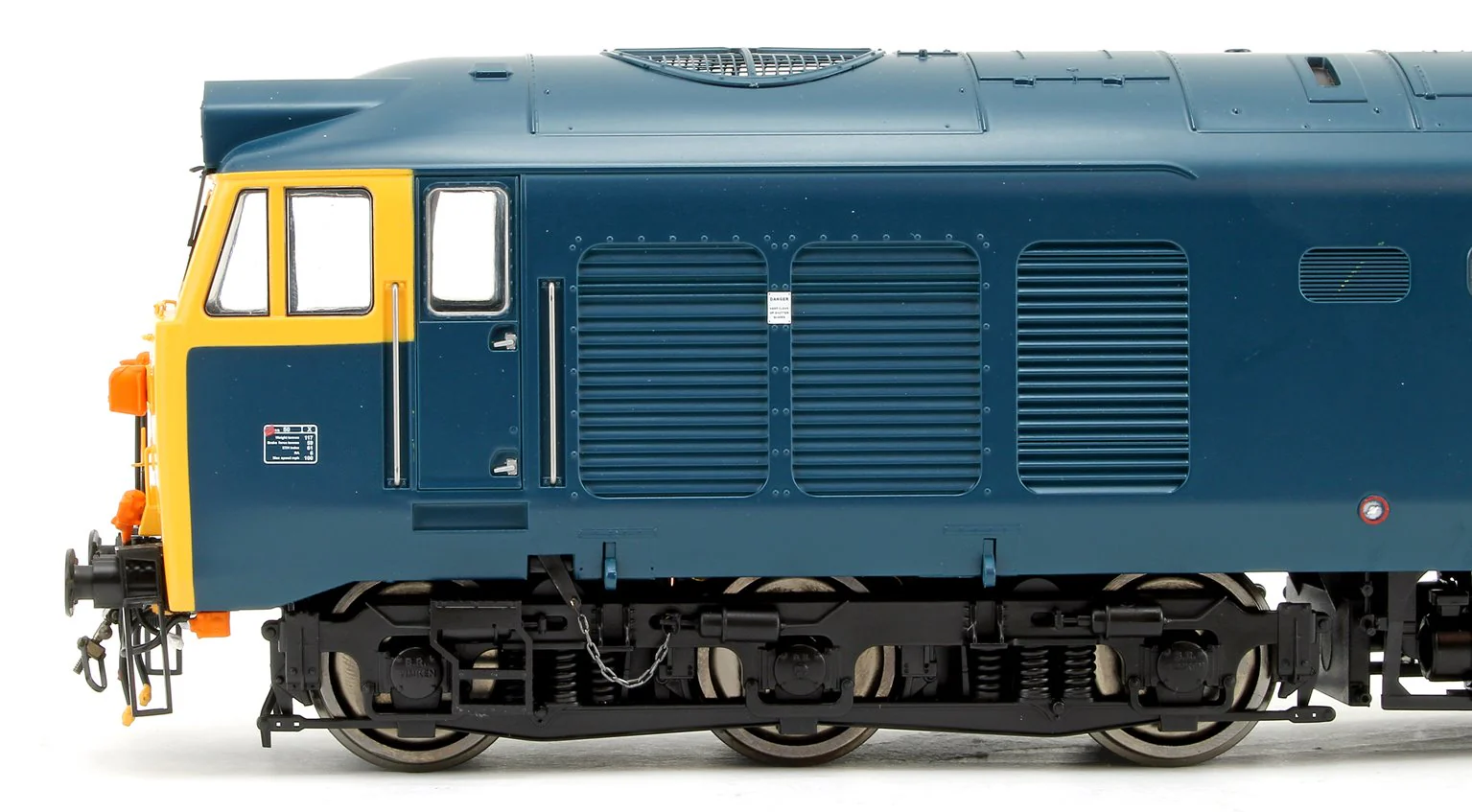 4020 Class 50 BR Blue Refurbished (Un-numbered) Diesel Locomotive - Image 4