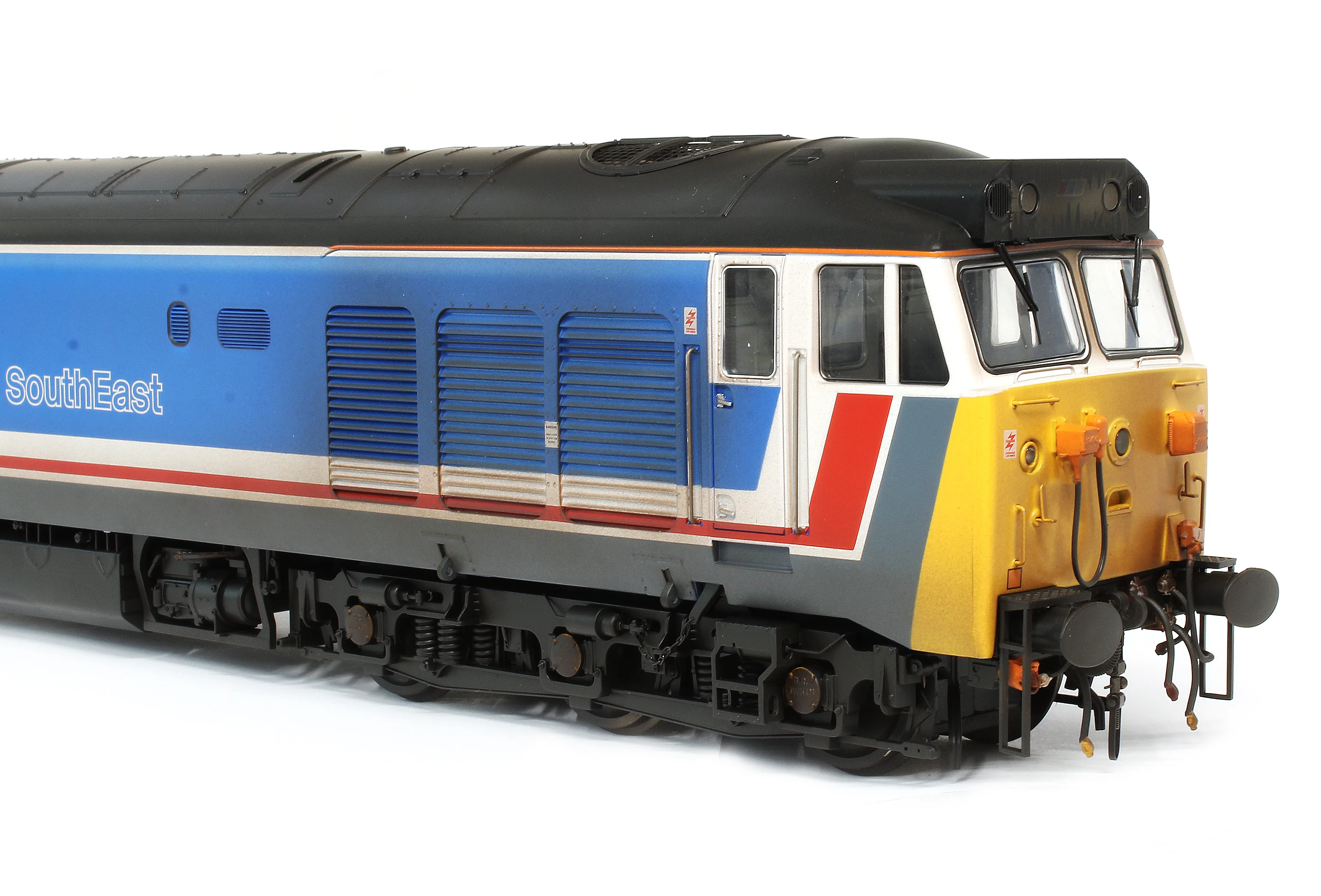 4038 Class 50 032 'Courageous' Network SouthEast Diesel Locomotive - Weathered - Image 4