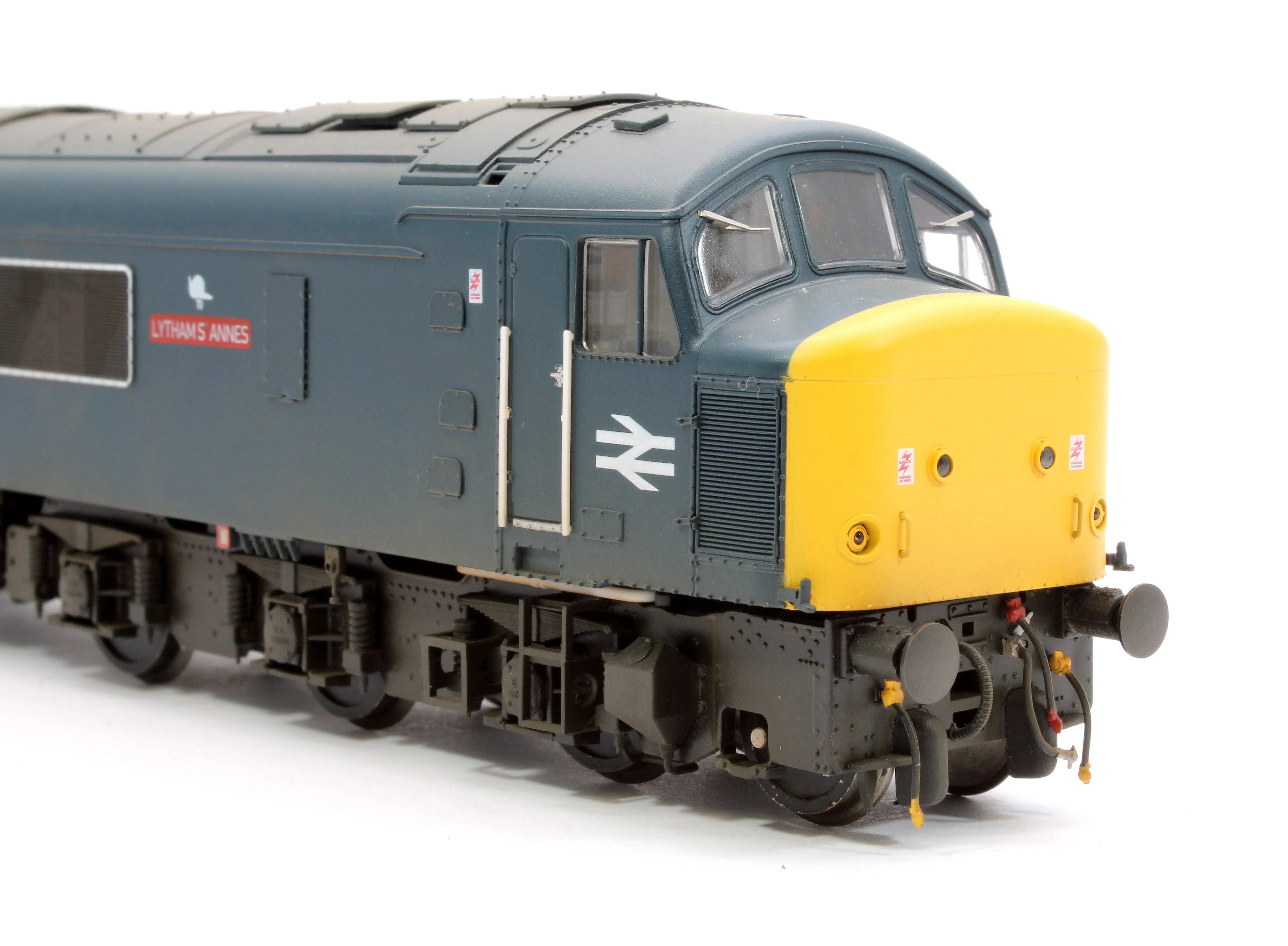 45303 Pre-Owned Class 45/1 97409 'Lytham St Annes' BR Blue (Tinsley painted names) Diesel Locomotive - Weathered - Image 10