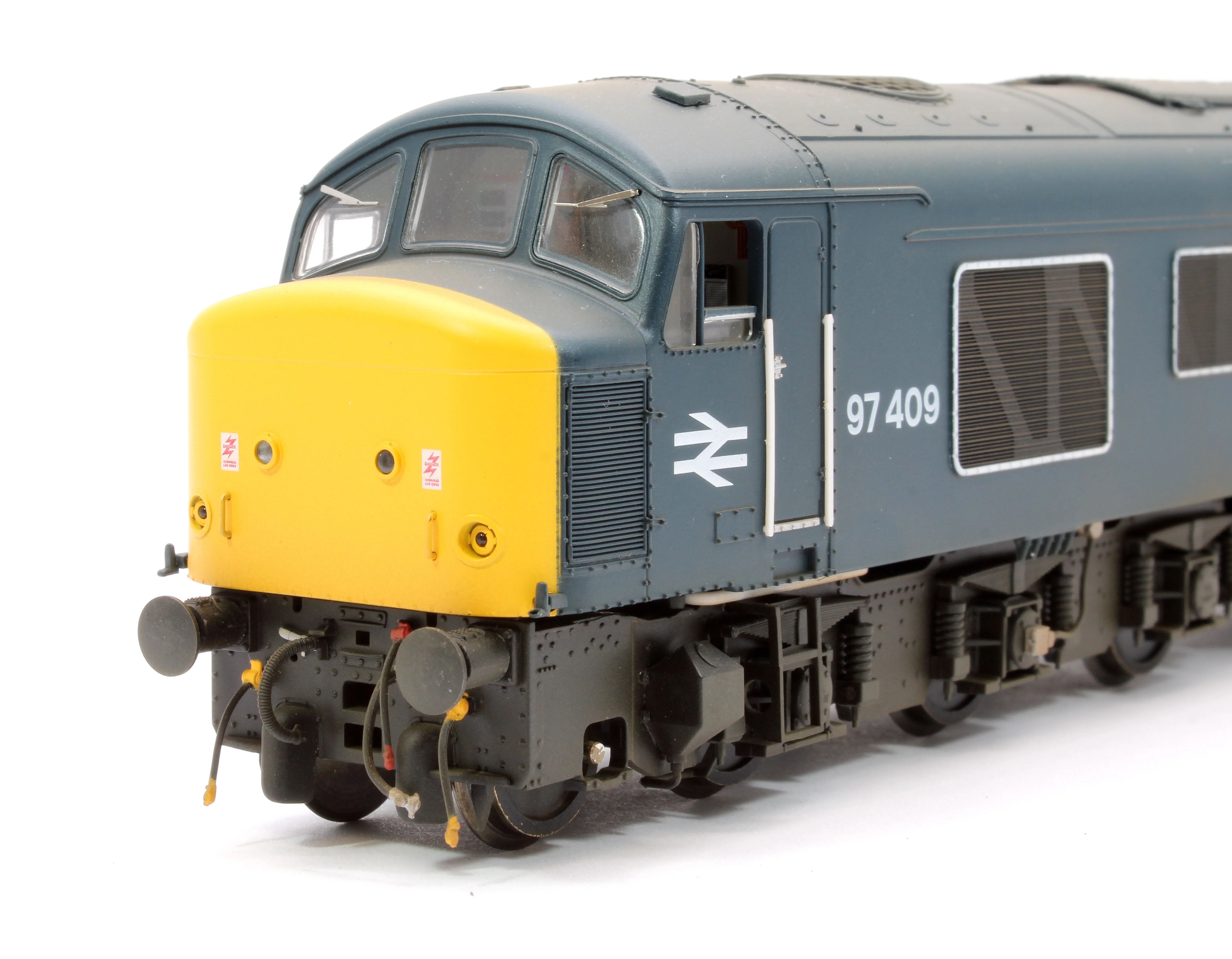 45303 Pre-Owned Class 45/1 97409 'Lytham St Annes' BR Blue (Tinsley painted names) Diesel Locomotive - Weathered - Image 9
