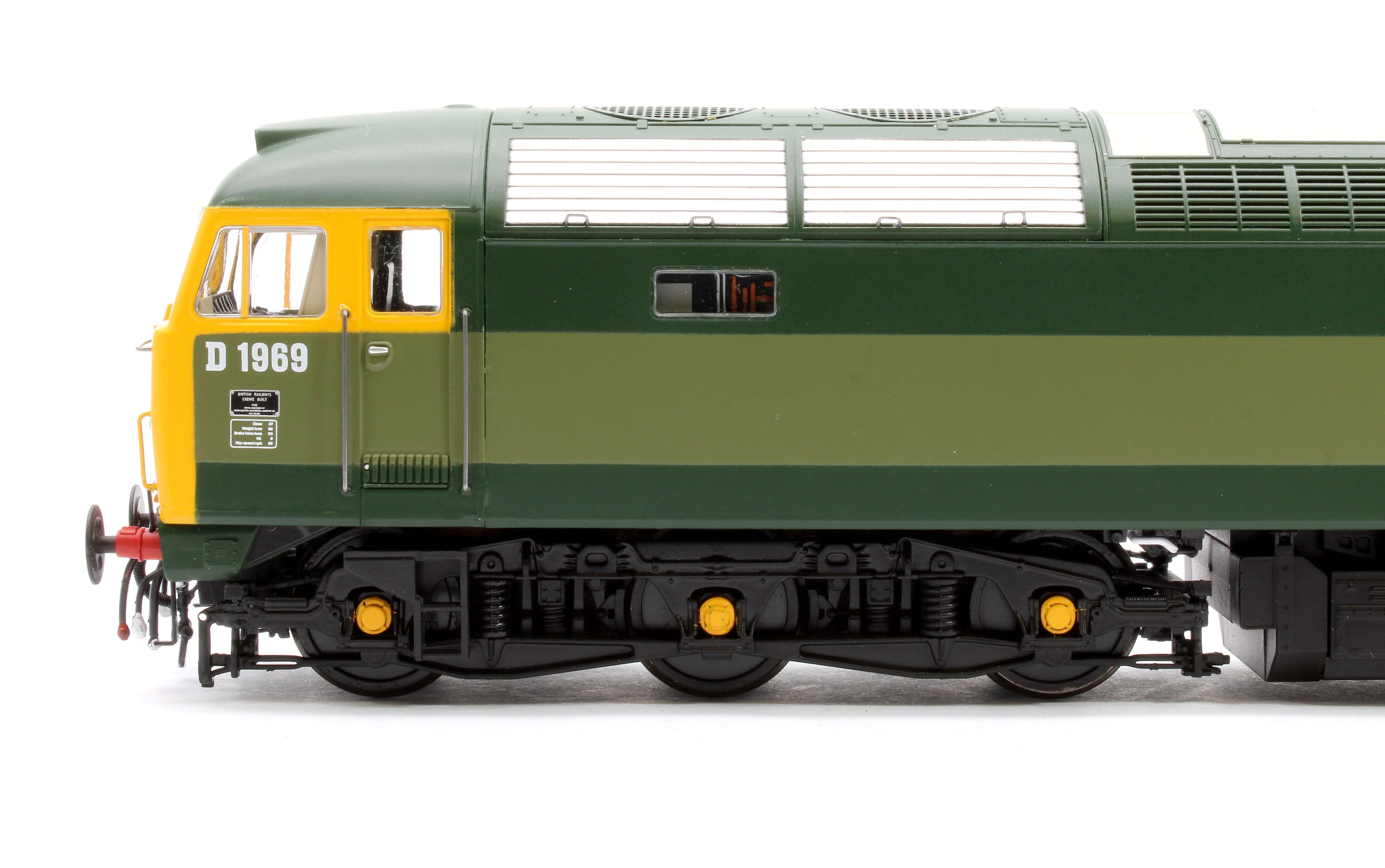 4711 Class 47 D1969 BR two-tone green (full yellow end) Diesel Locomotive - Image 6
