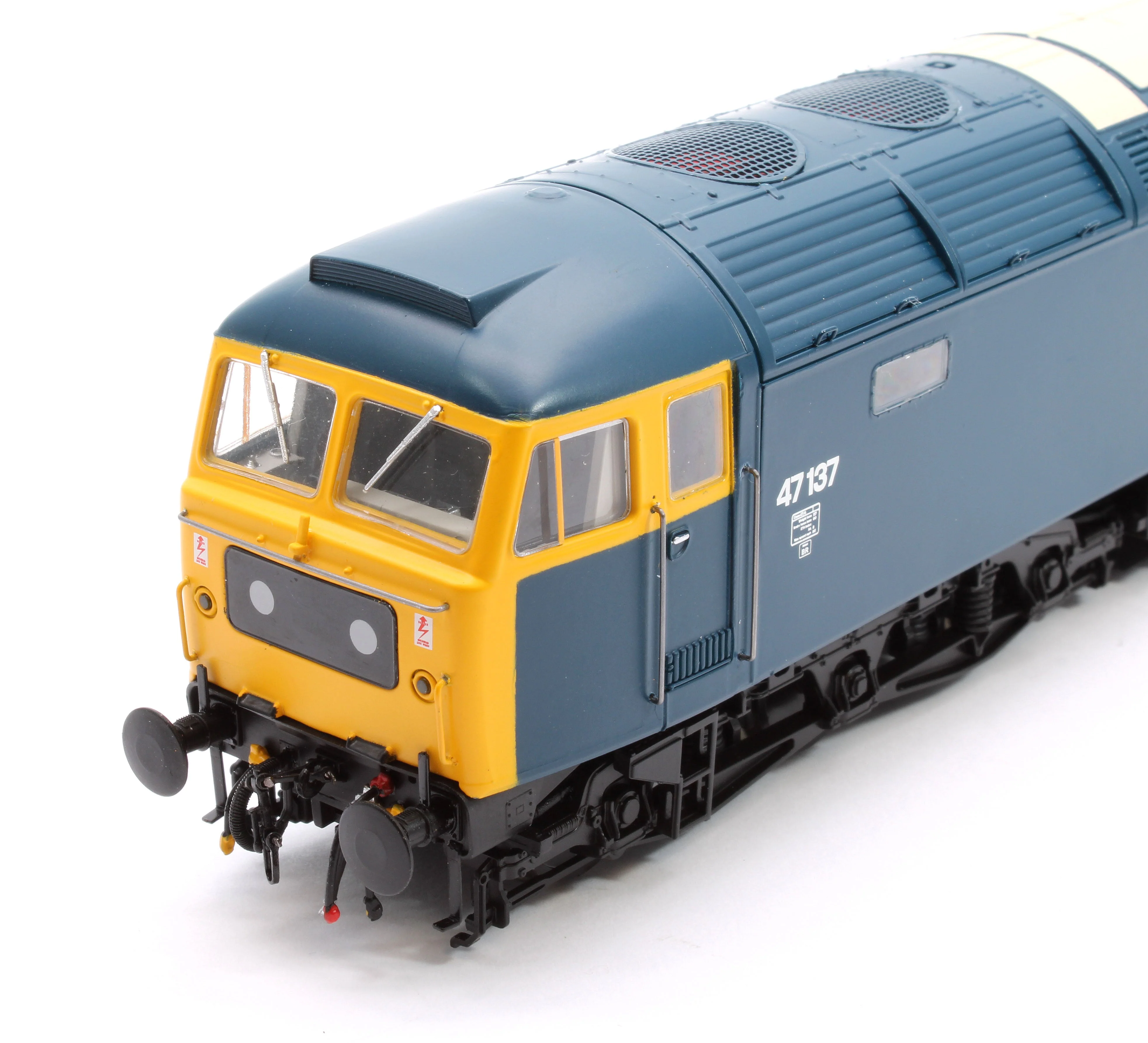 Pre-Owned 47123 Class 47 137 BR Blue (glazed headcode panel) Diesel Locomotive - DCC Sound - Image 8