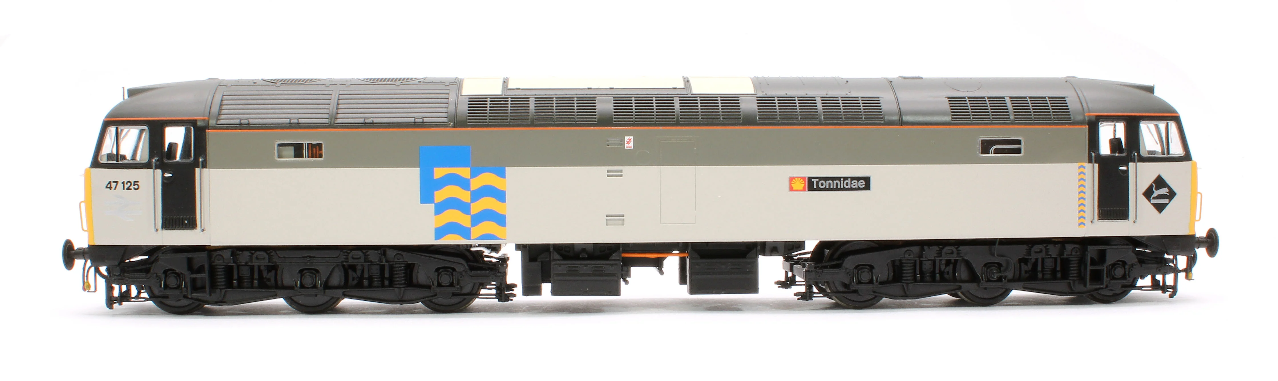 4723 Class 47 125 'Tonnidae' Railfreight Petroleum Diesel Locomotive - Image 5