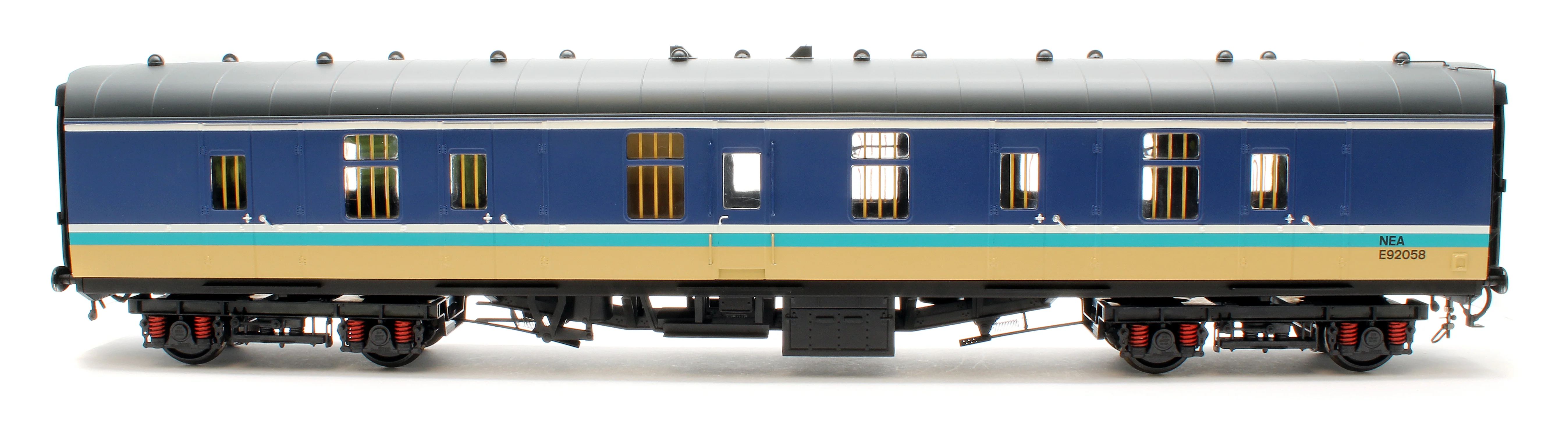 4963 Mk1 Brake Gangwayed Provincial Trans-Pennine E92058 (B4) - Image 3