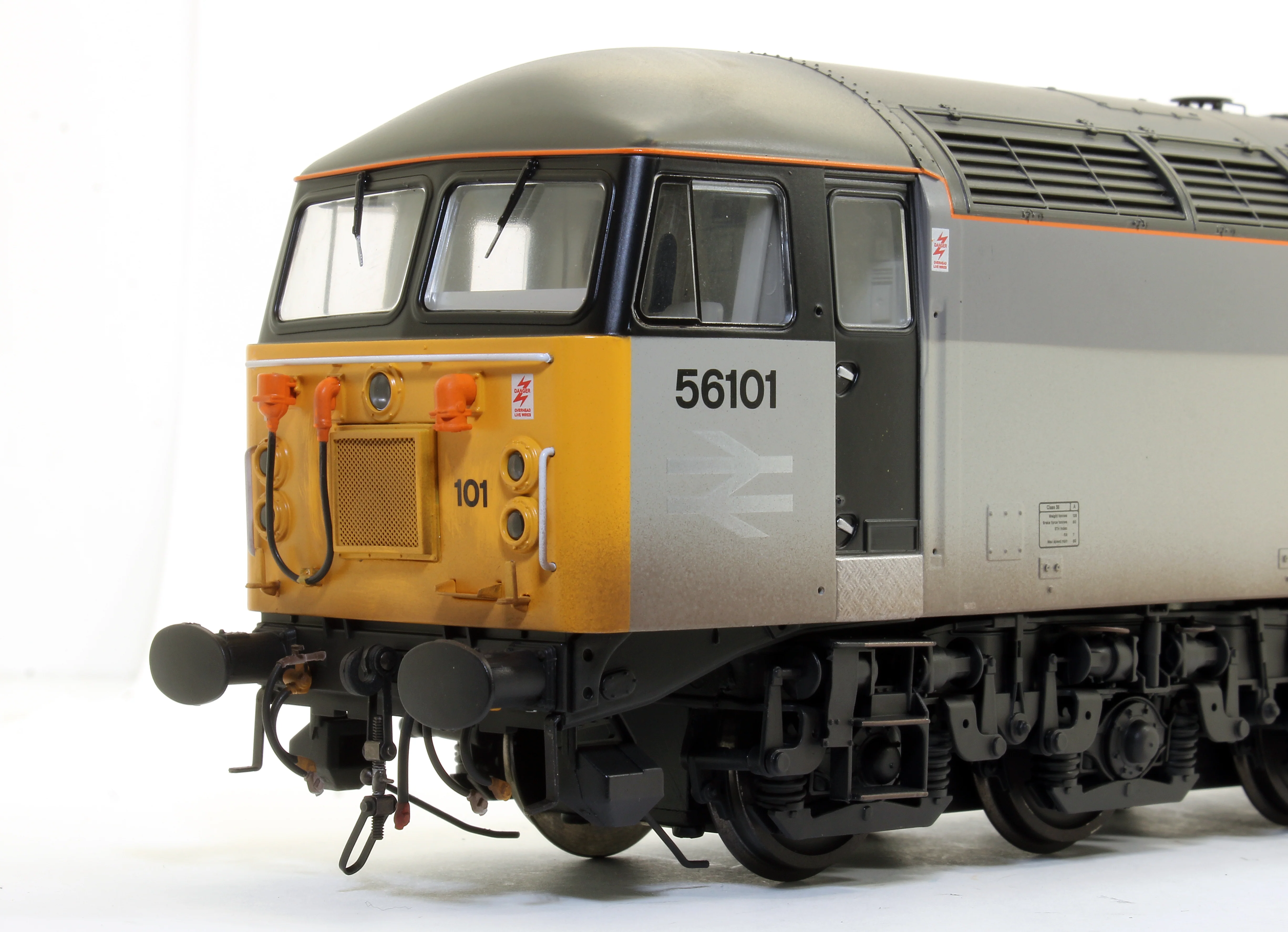 5605 Class 56 101 Railfreight Coal Sector Mutual Improvement Heavy Freight Diesel Locomotive - Weathered - Image 4