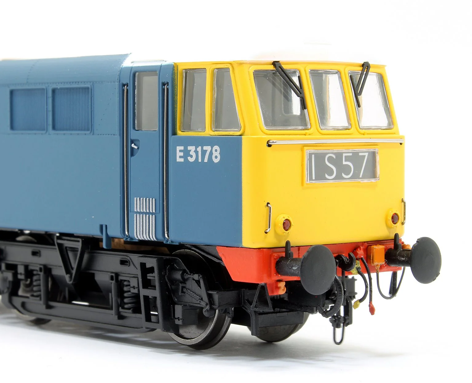 8652 Class 86/0 'AL6' Bo-Bo Electric Locomotive BR Blue E3178 with full yellow ends, white cab roof and red bufferbeams - Image 4