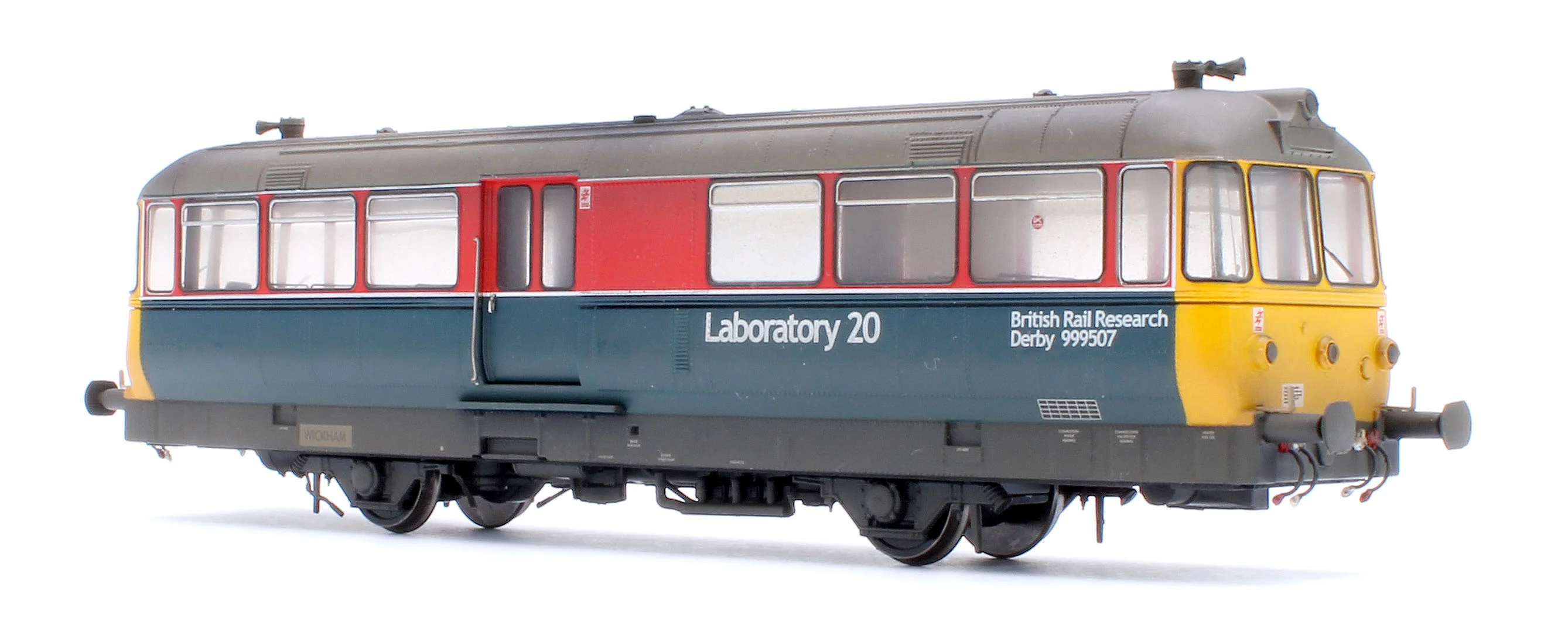8712 Pre-Owned Waggon & Maschinenbau (W&M) Diesel Railbus Railway Technical Centre Red/Blue 'Laboratory 20' - Weathered - Image 2