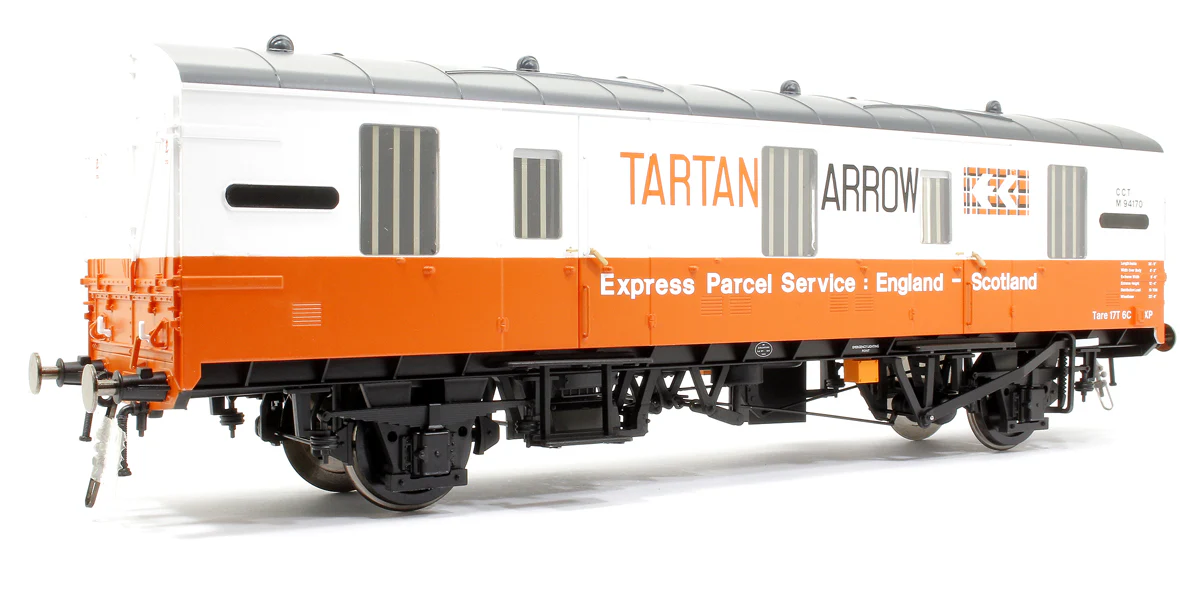 9408 BR Mk1 M94170 CCT 4w General Purpose Van ‘Tartan Arrow’ White/Red - Image 3